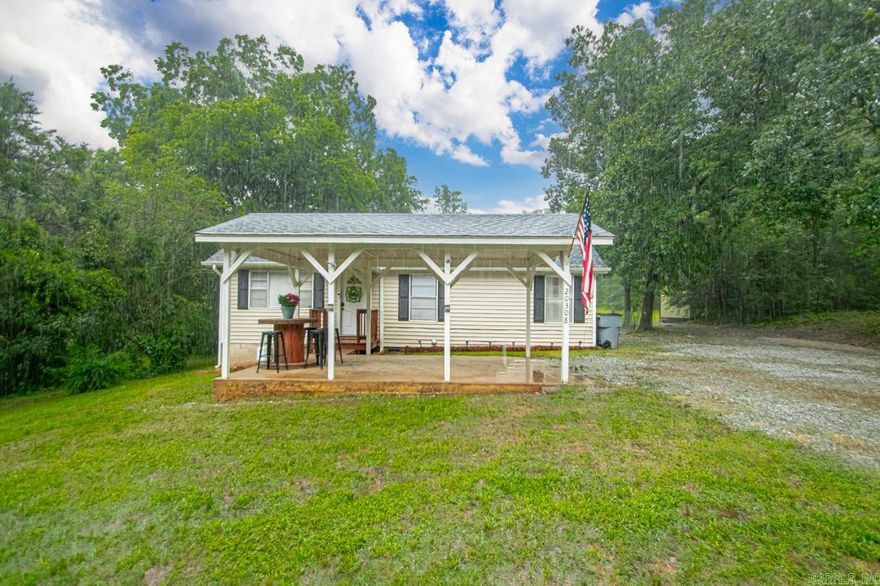Country cutie on 1.66 acres with BRAND NEW ROOF! Spacious living room, kitchen/dining combo with breakfast bar. Newer laminate flooring throughout! Oversized laundry room, storage shed, partially fenced and on a beautiful piece of land! New doors and fresh paint! Water Heater only 2 years old. See agent remarks.