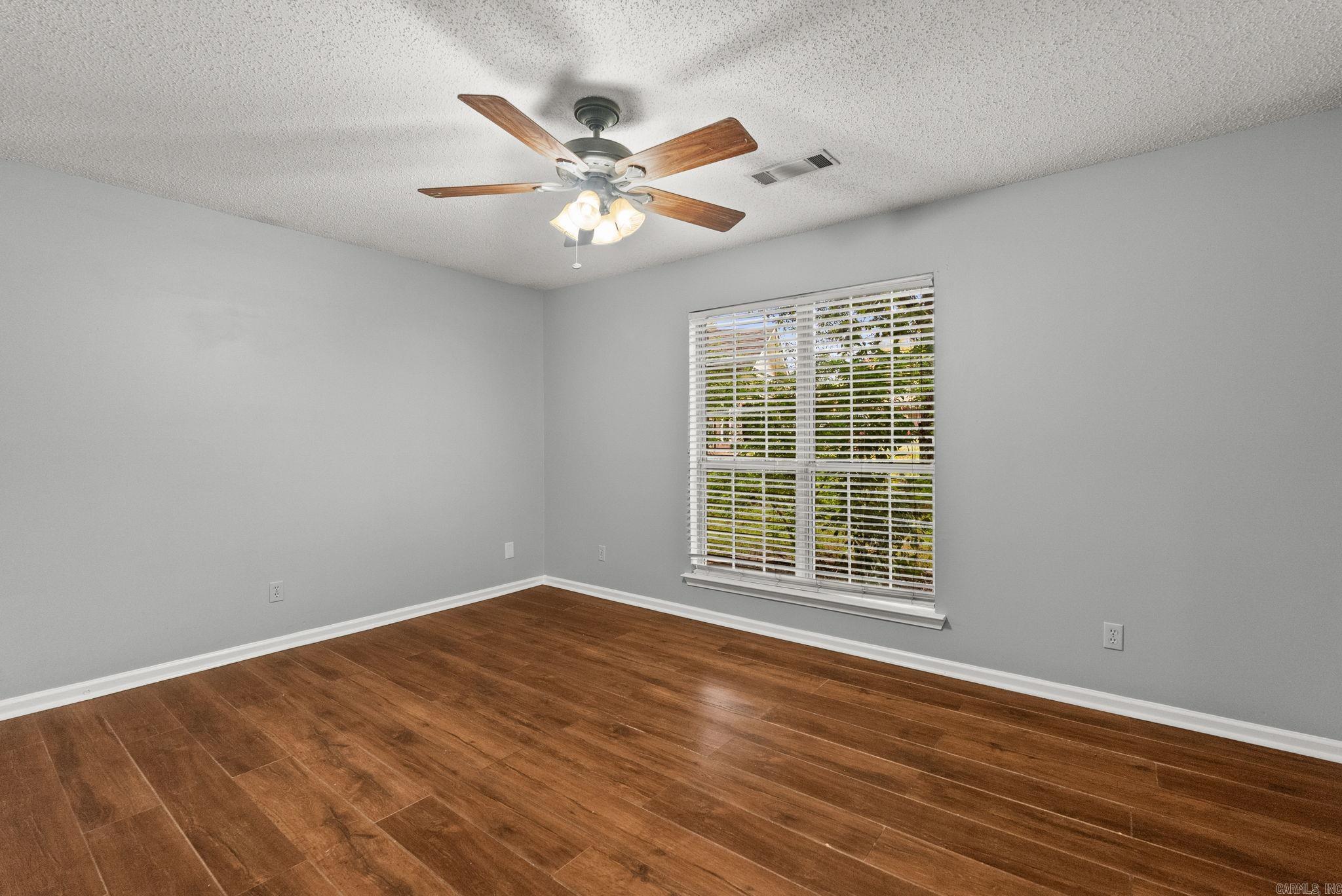MAGNOLIA POINT - Residential