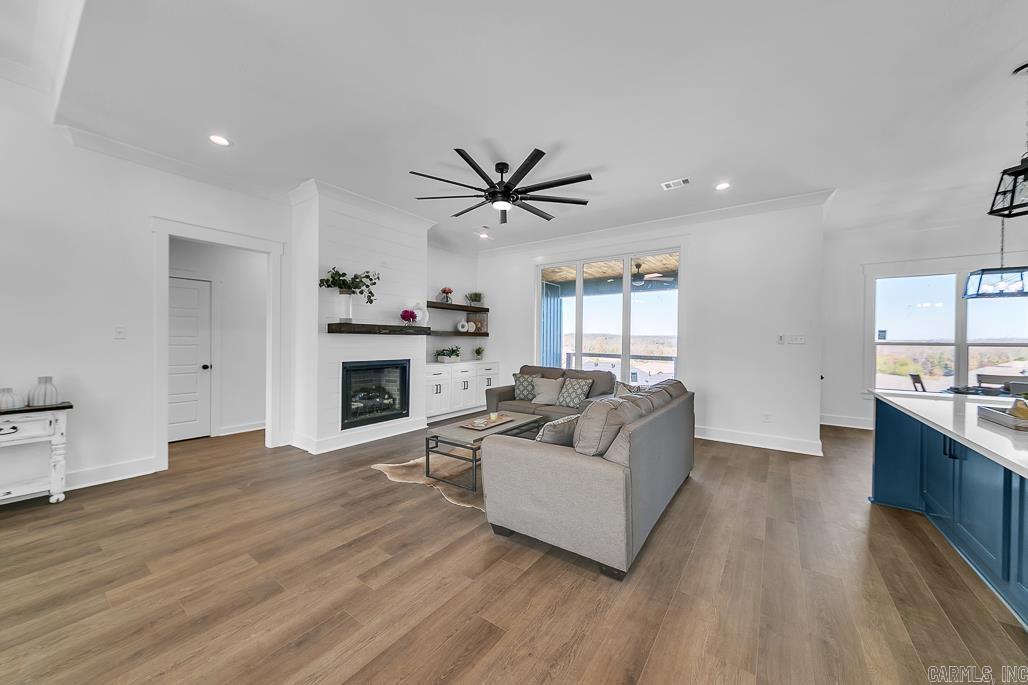 GREYSTONE - Residential