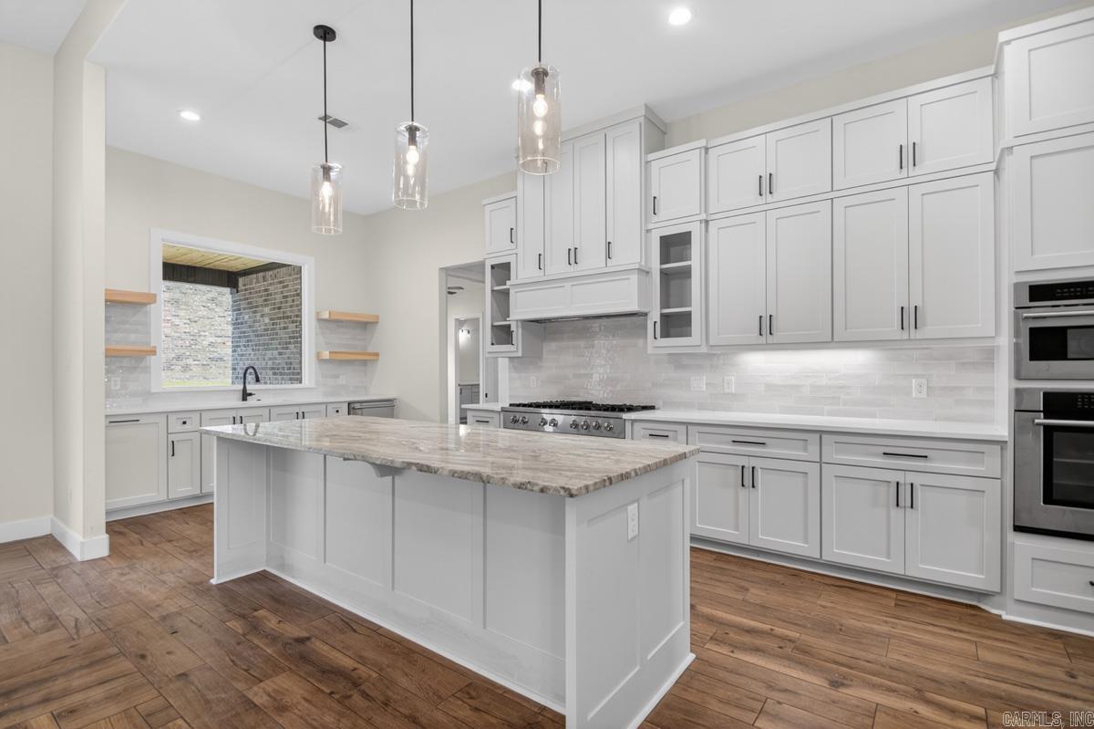 ARLINGTON PARK - Residential