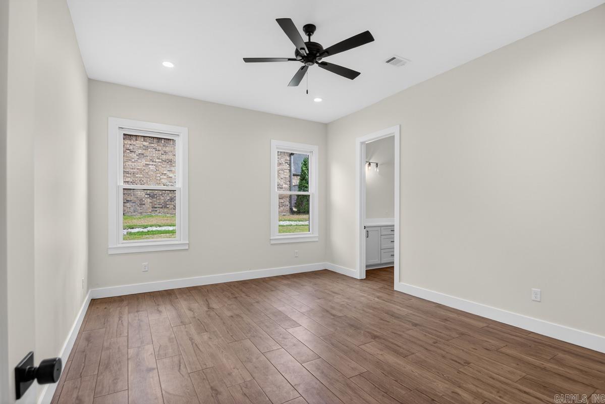 ARLINGTON PARK - Residential