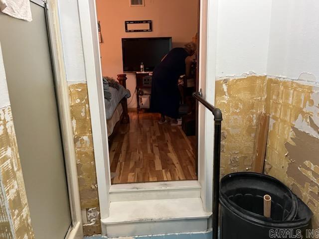 Lund and Hill - Residential