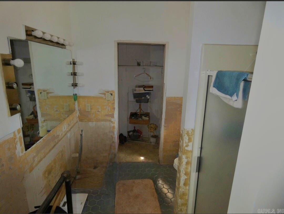 Lund and Hill - Residential