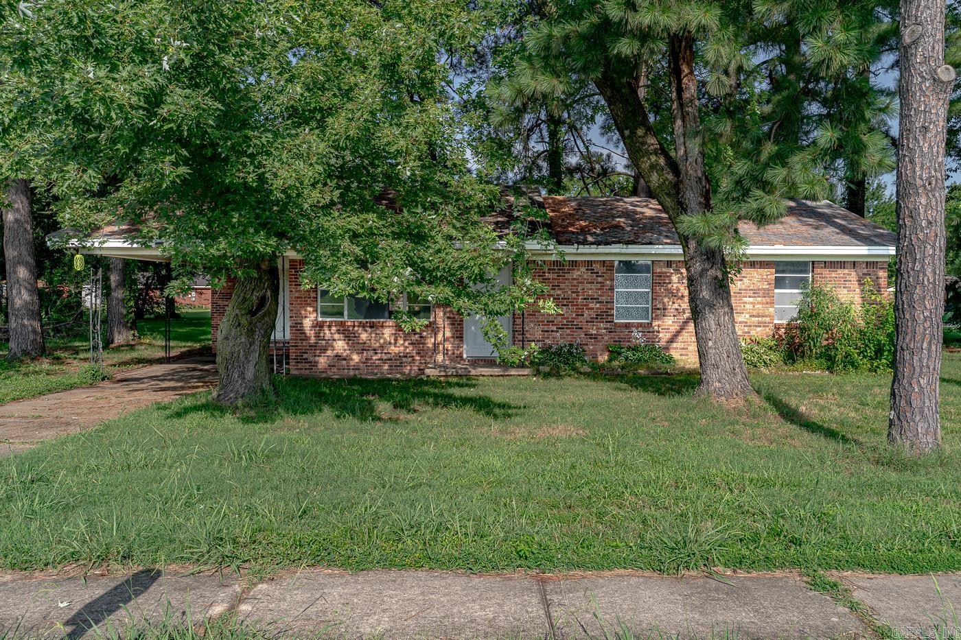 Welcome to the Market! Fully remodeled on the inside and ready for its next owner, this home has 3 bedrooms,1 bath,1188 sq ft of living space,0.43 acres, ceramic tile flooring throughout the home, fresh interior paint and a storage building. Don't miss out on your chance to call this home. Home is being sold AS IS.