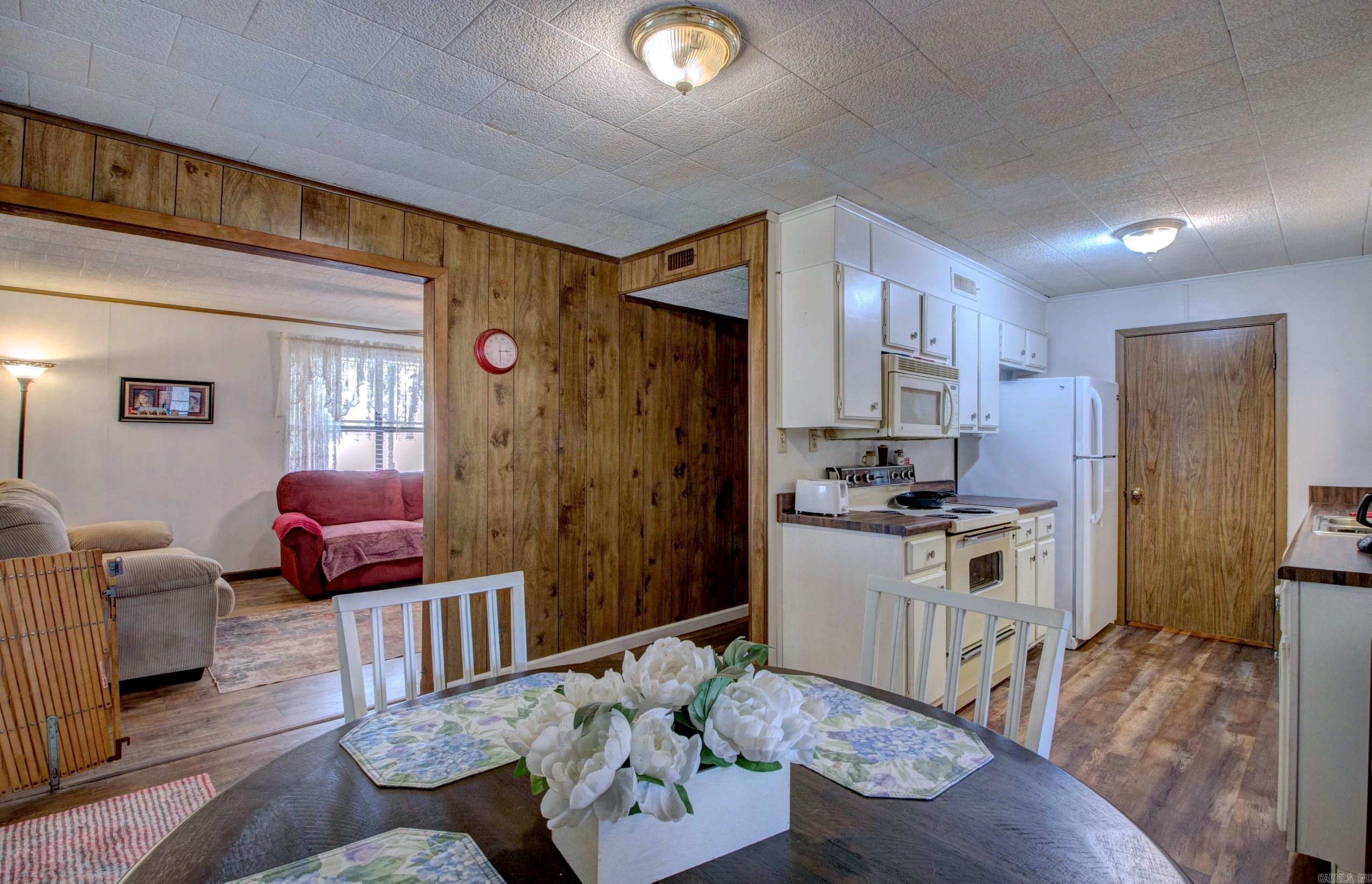 VIMY RIDGE - Residential