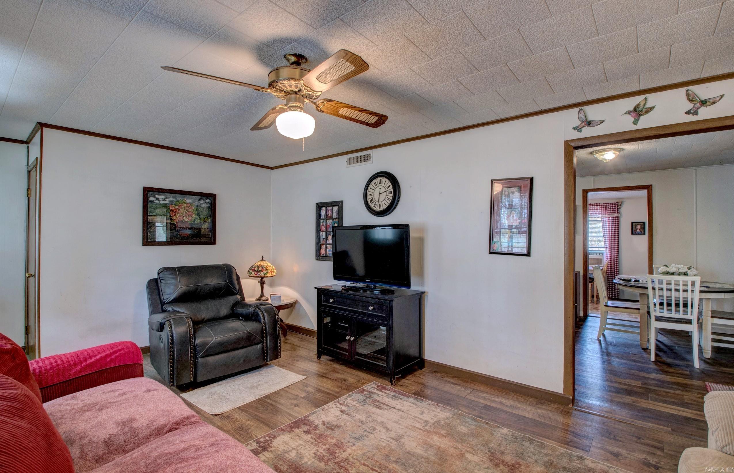 VIMY RIDGE - Residential