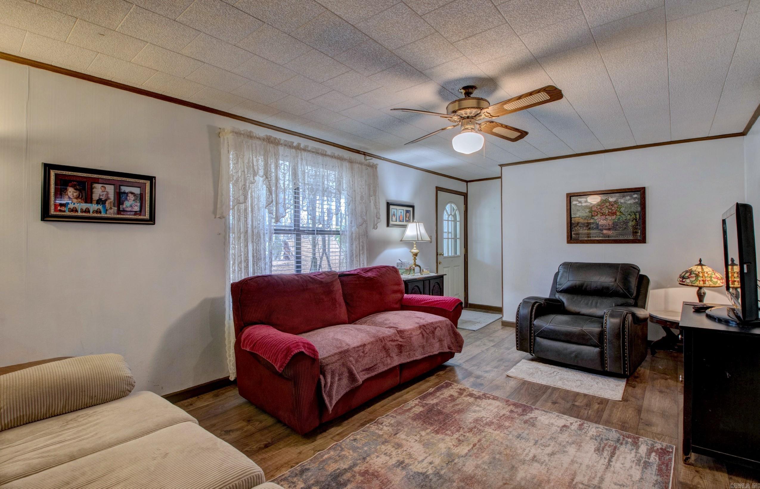 VIMY RIDGE - Residential