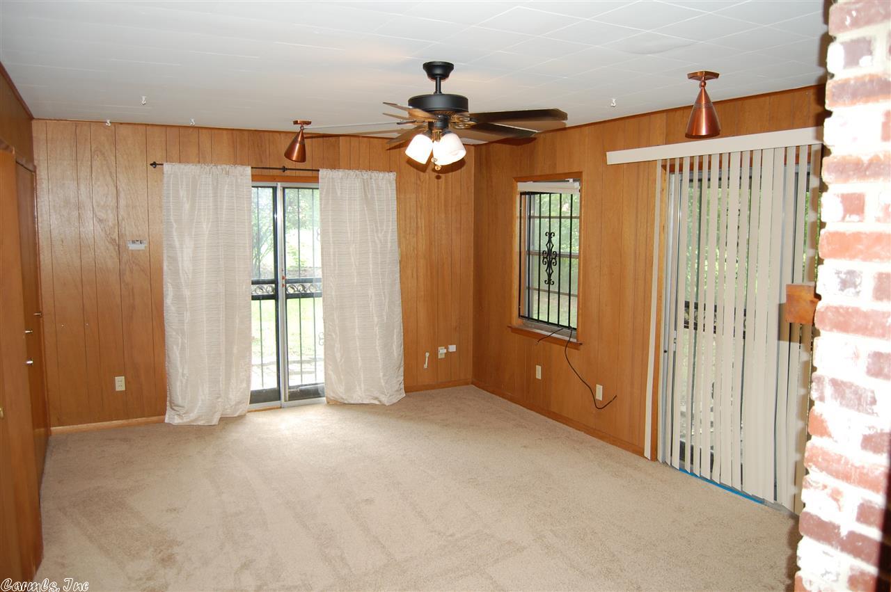 Markham Manor - Residential