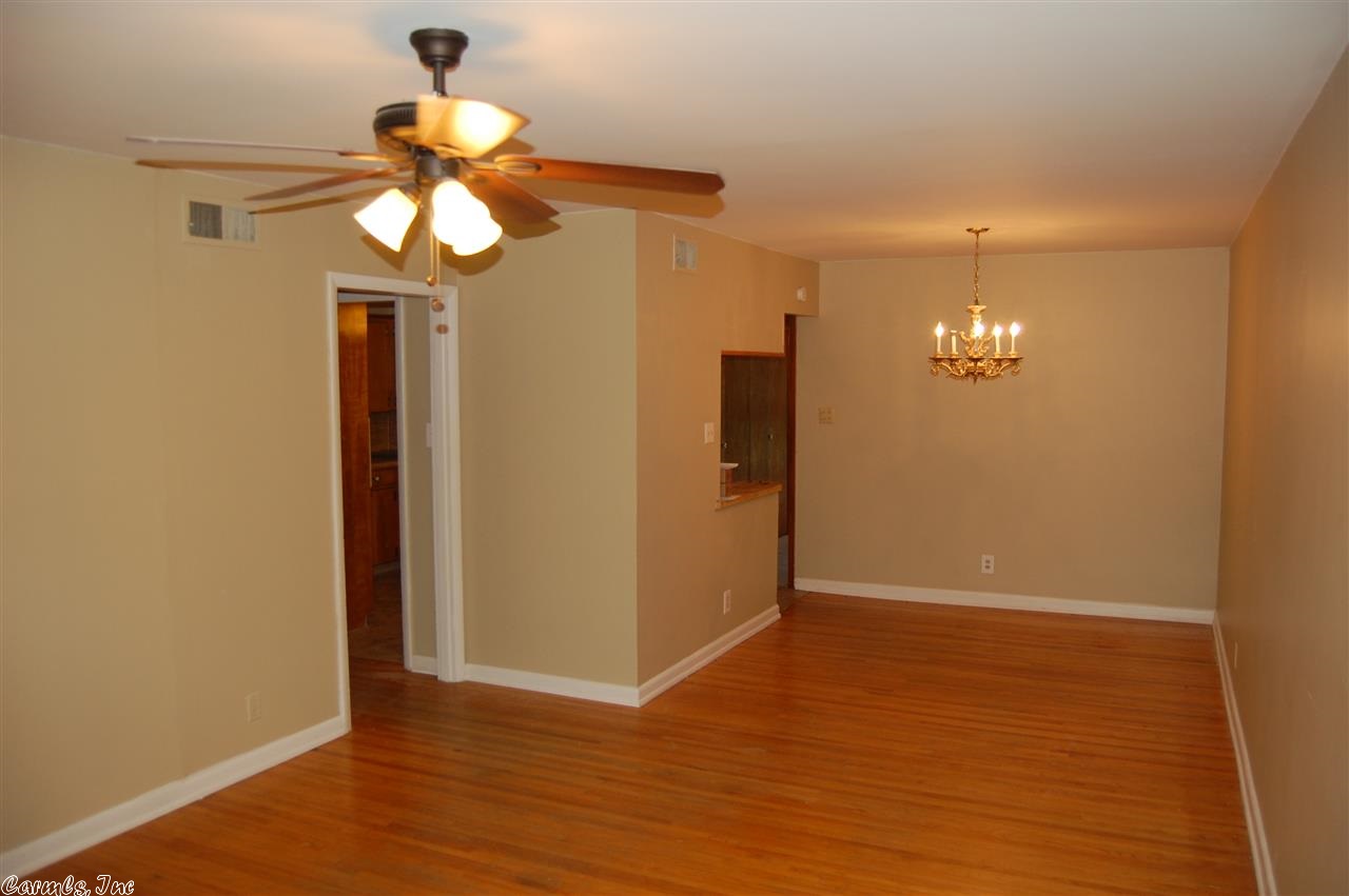 Markham Manor - Residential