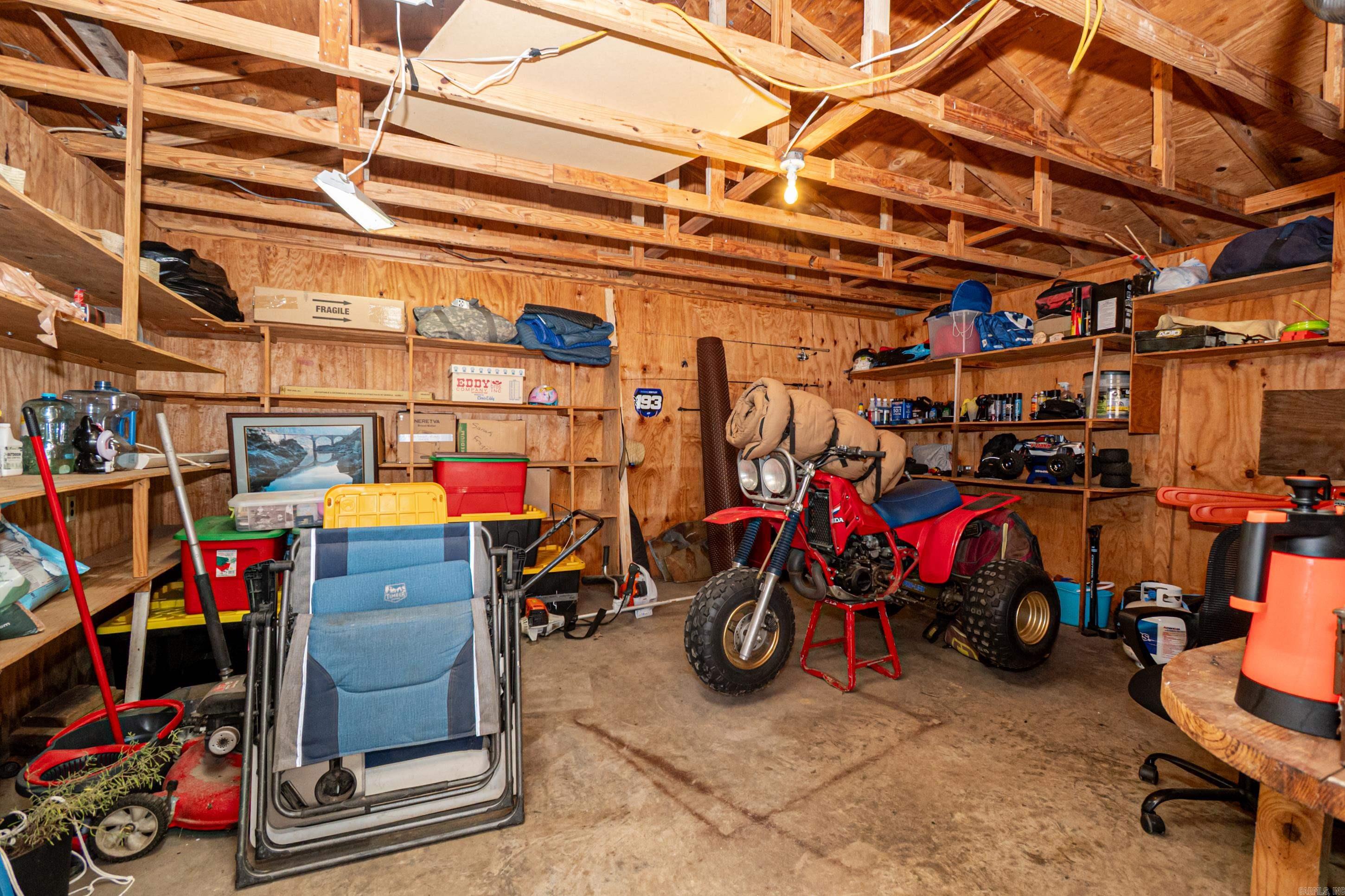 CROSSETT ORIGINAL - Residential