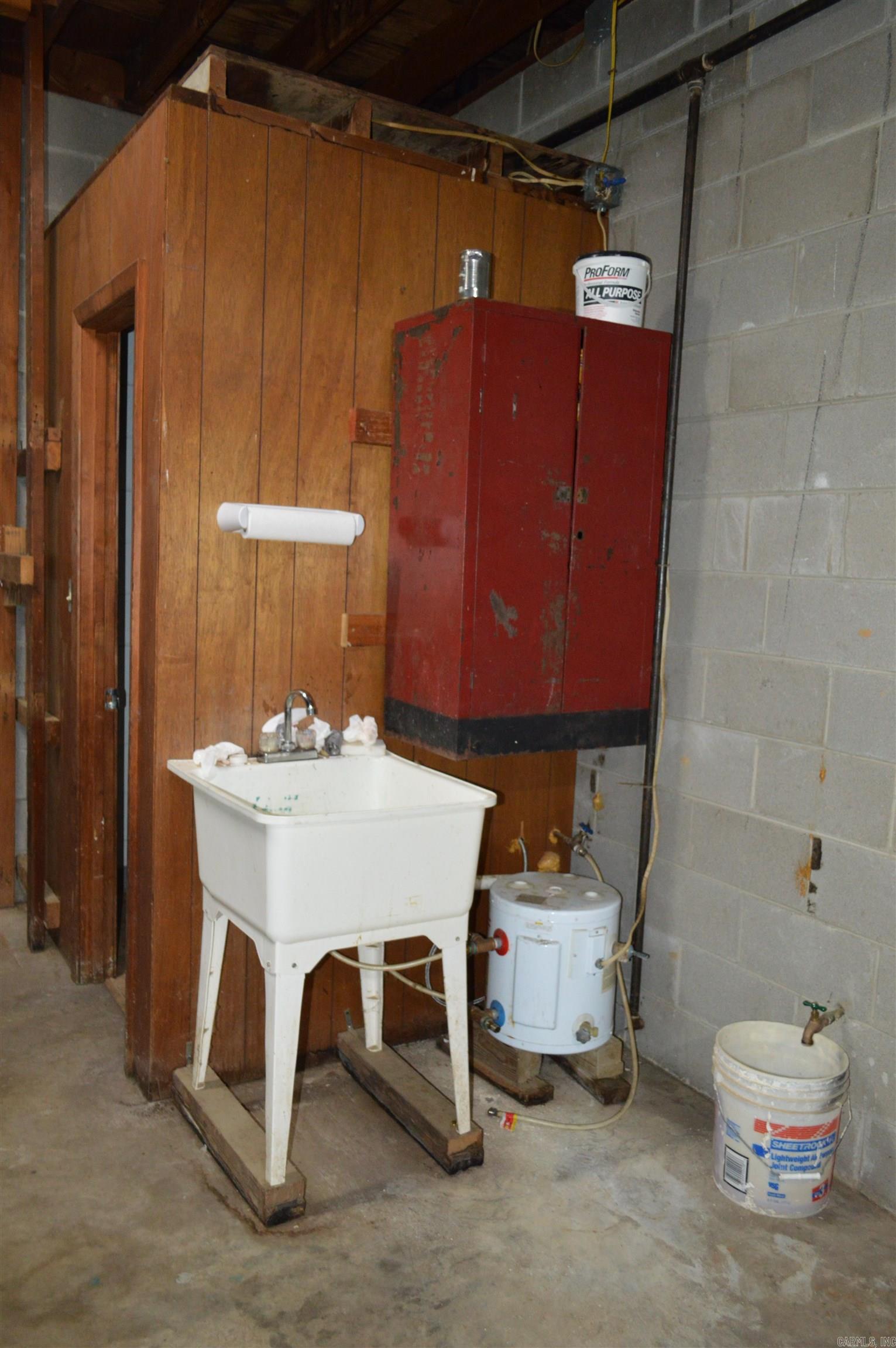 Depot - Commercial Sale