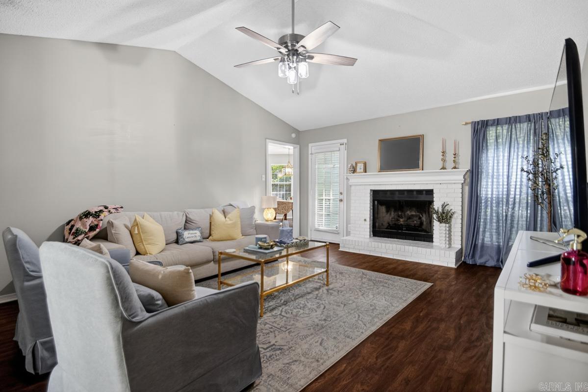 EAGLE POINT - Residential