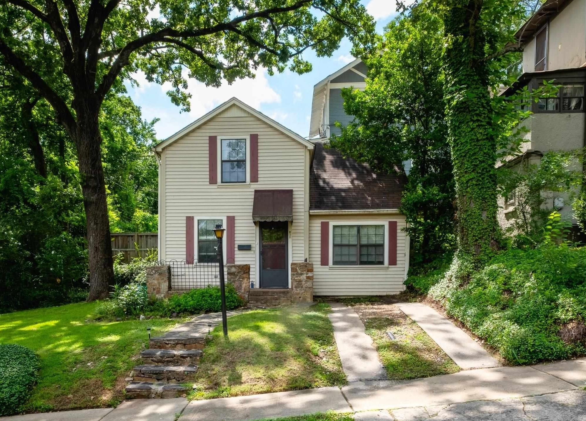 PULASKI HEIGHTS - Residential