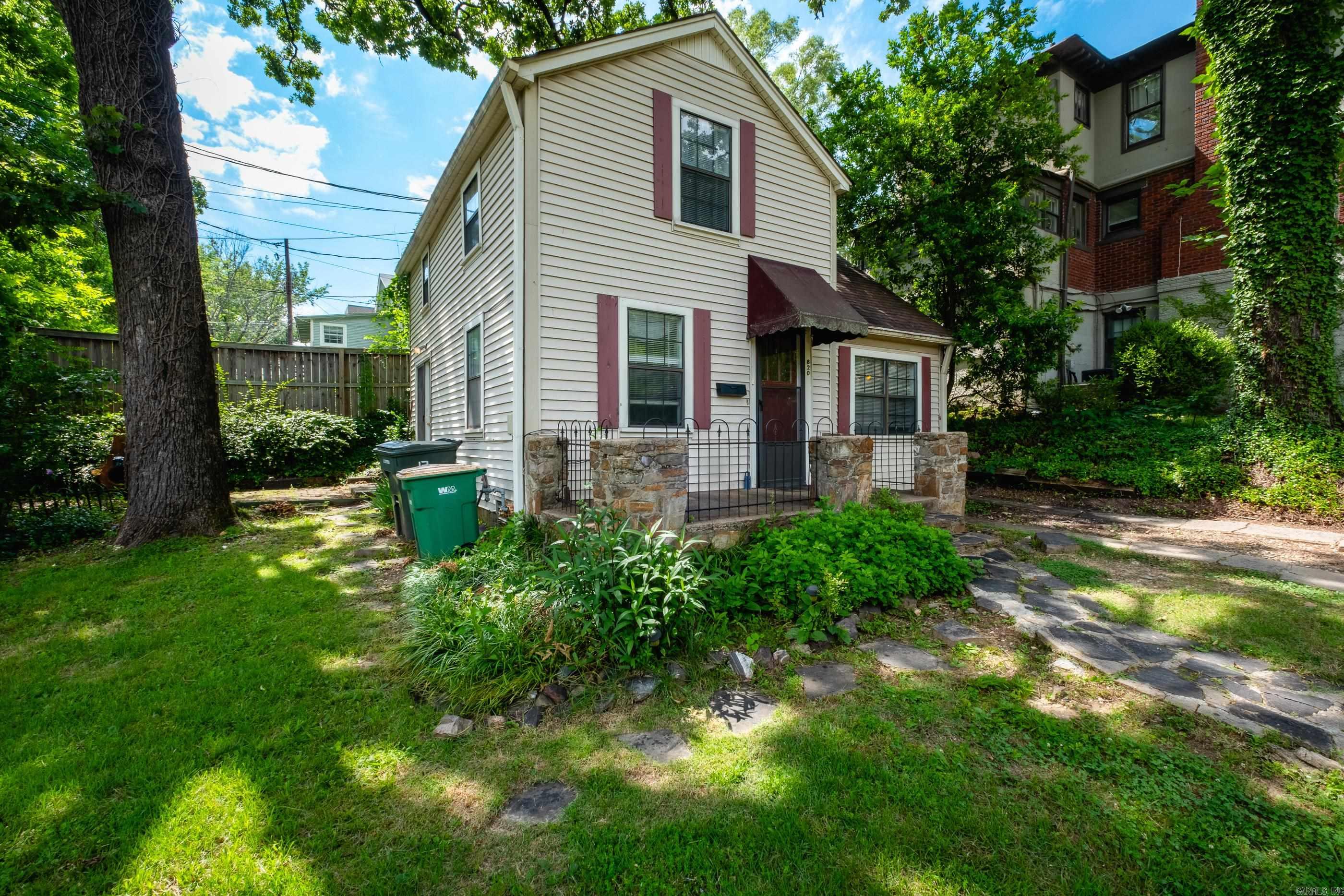 PULASKI HEIGHTS - Residential
