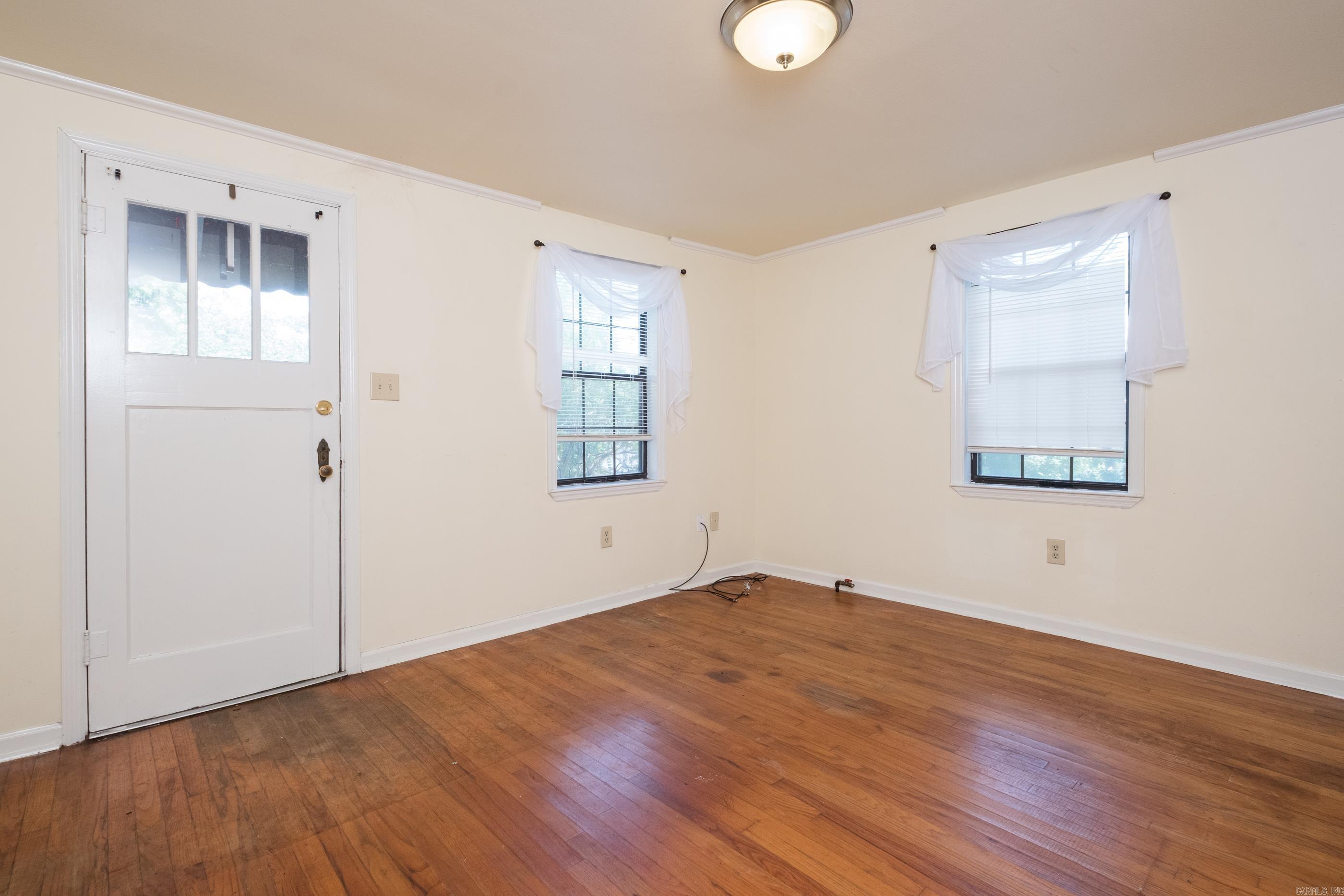 PULASKI HEIGHTS - Residential