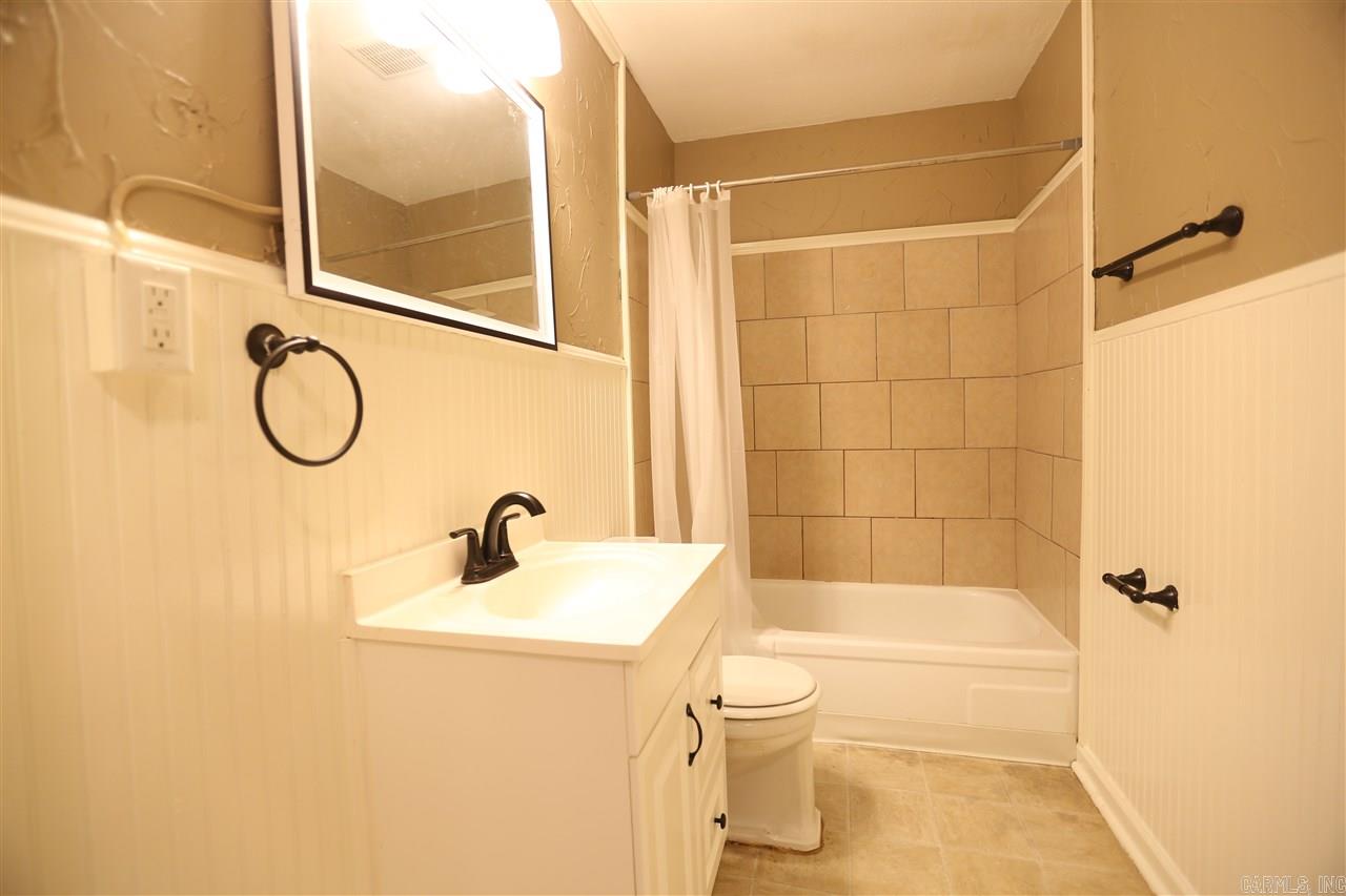 Lincoln Park - Residential Lease