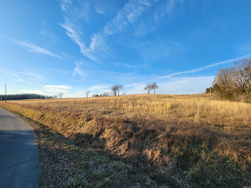 8.91 beautiful acres +/- with a view that defies description!  See this one for yourself as soon as possible and build your dream home with amazing views!