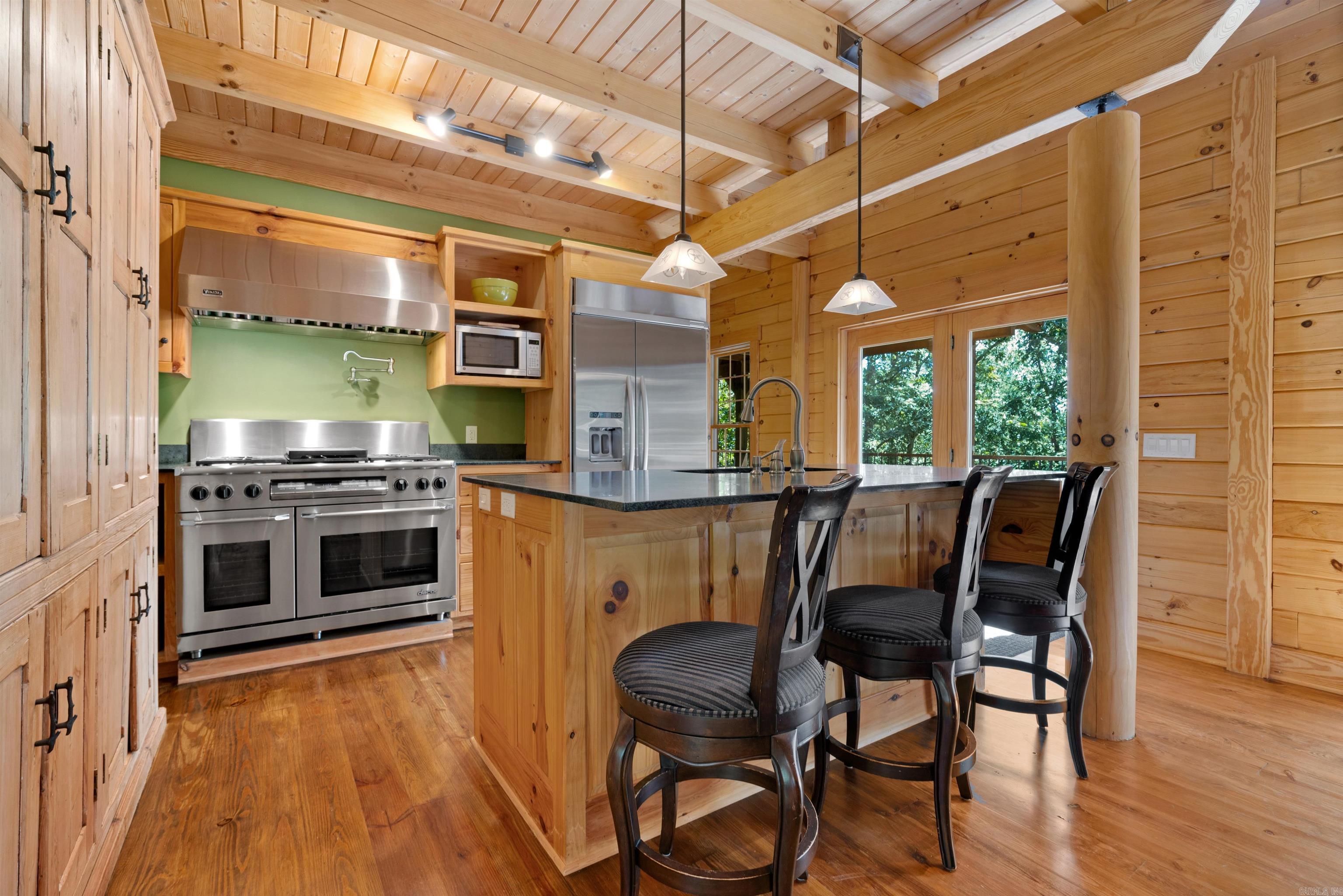 Miguel - Residential