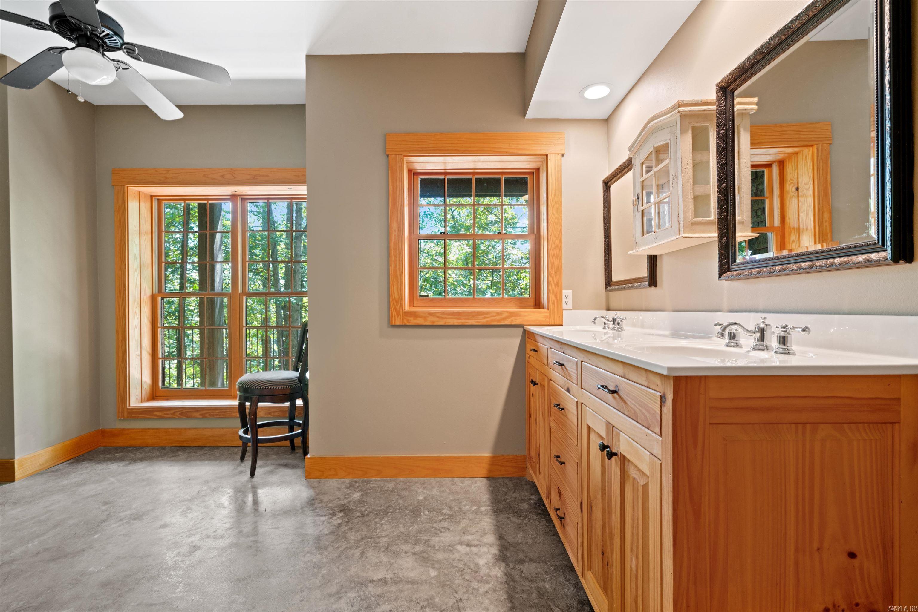 Miguel - Residential