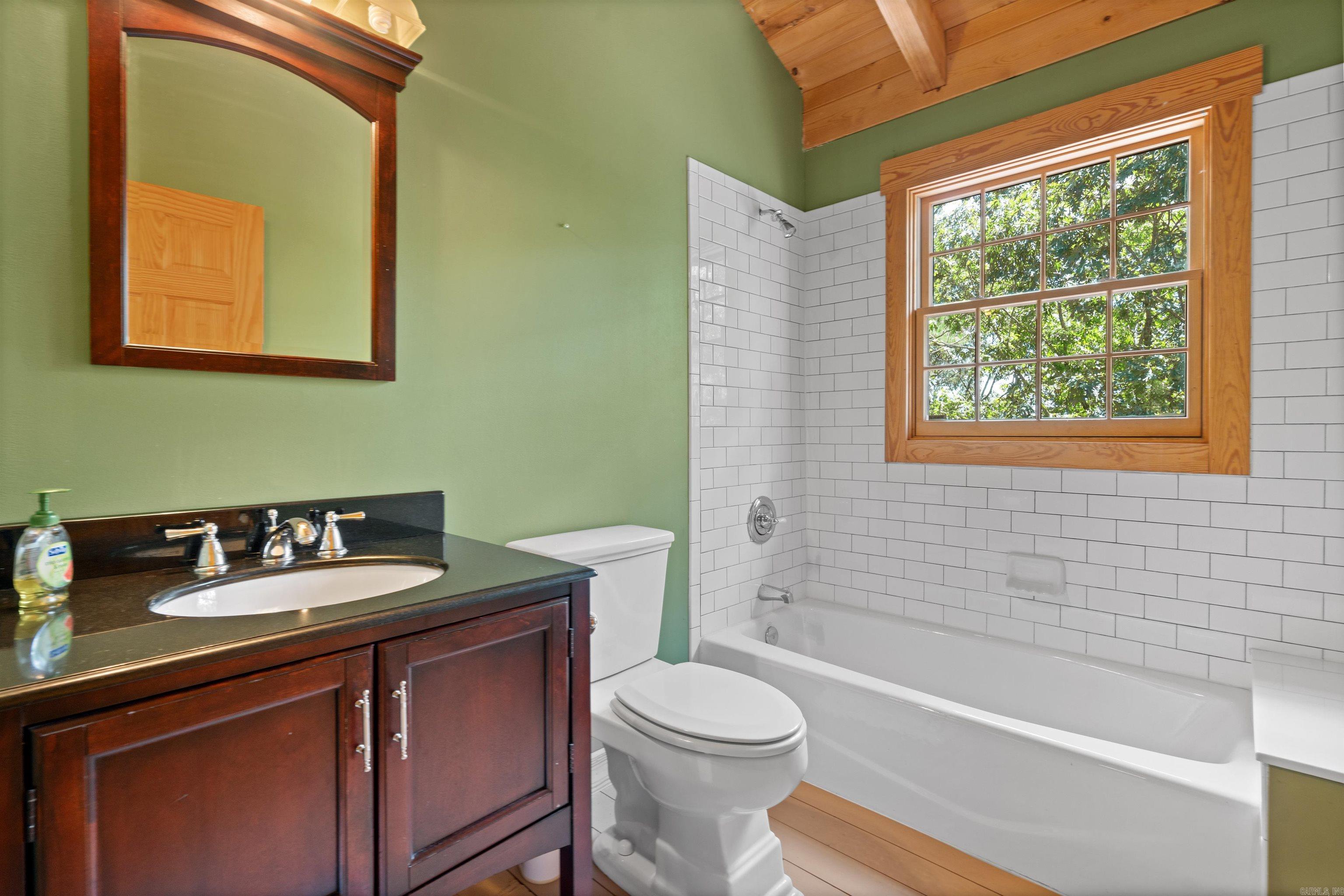 Miguel - Residential