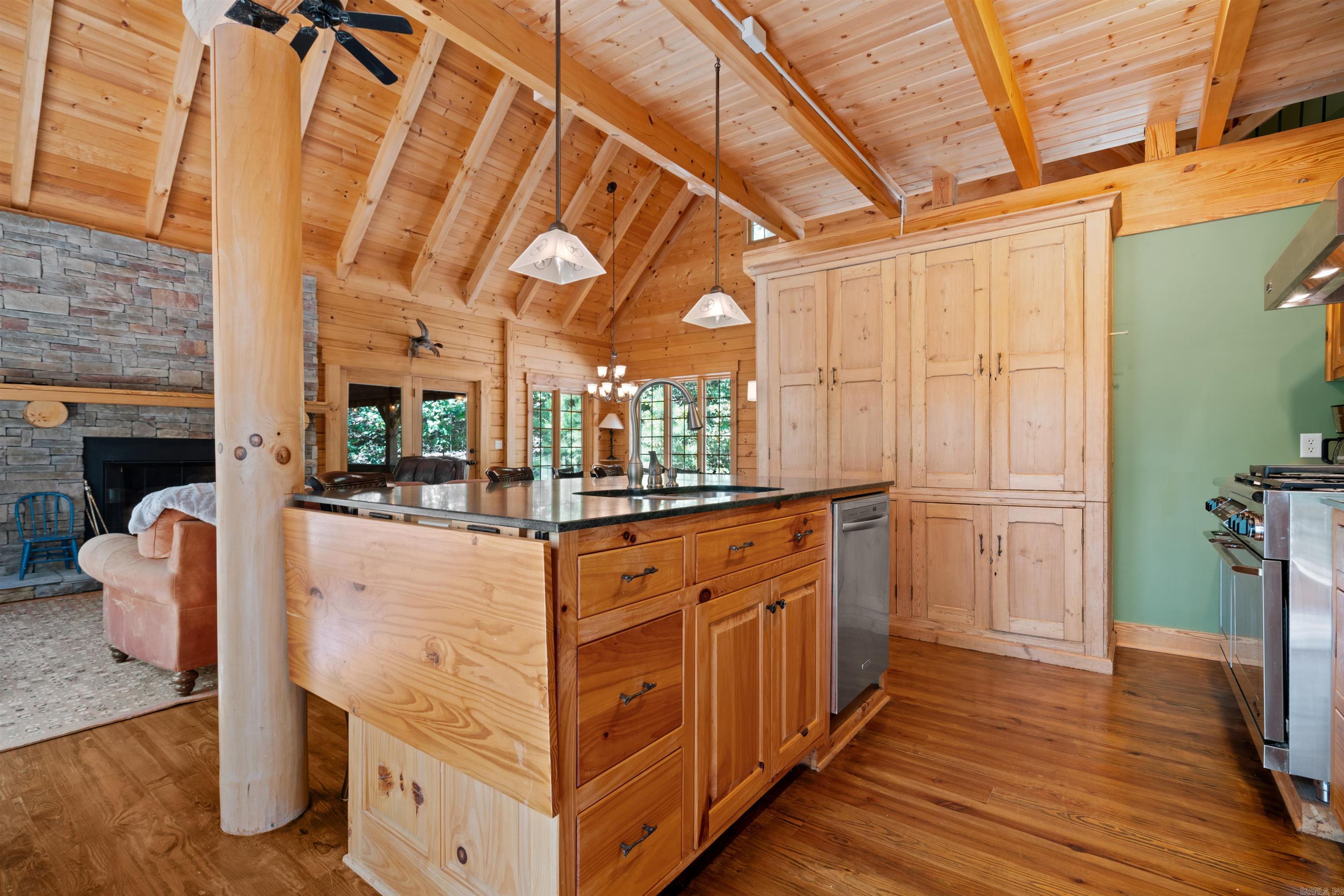 Miguel - Residential