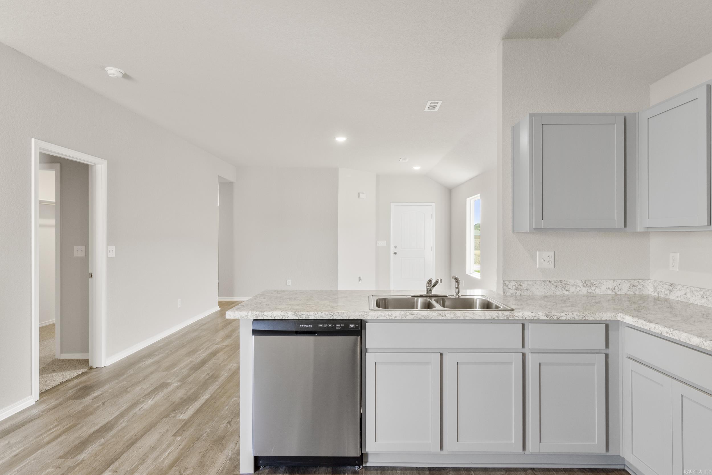 THE MEADOWS - Residential