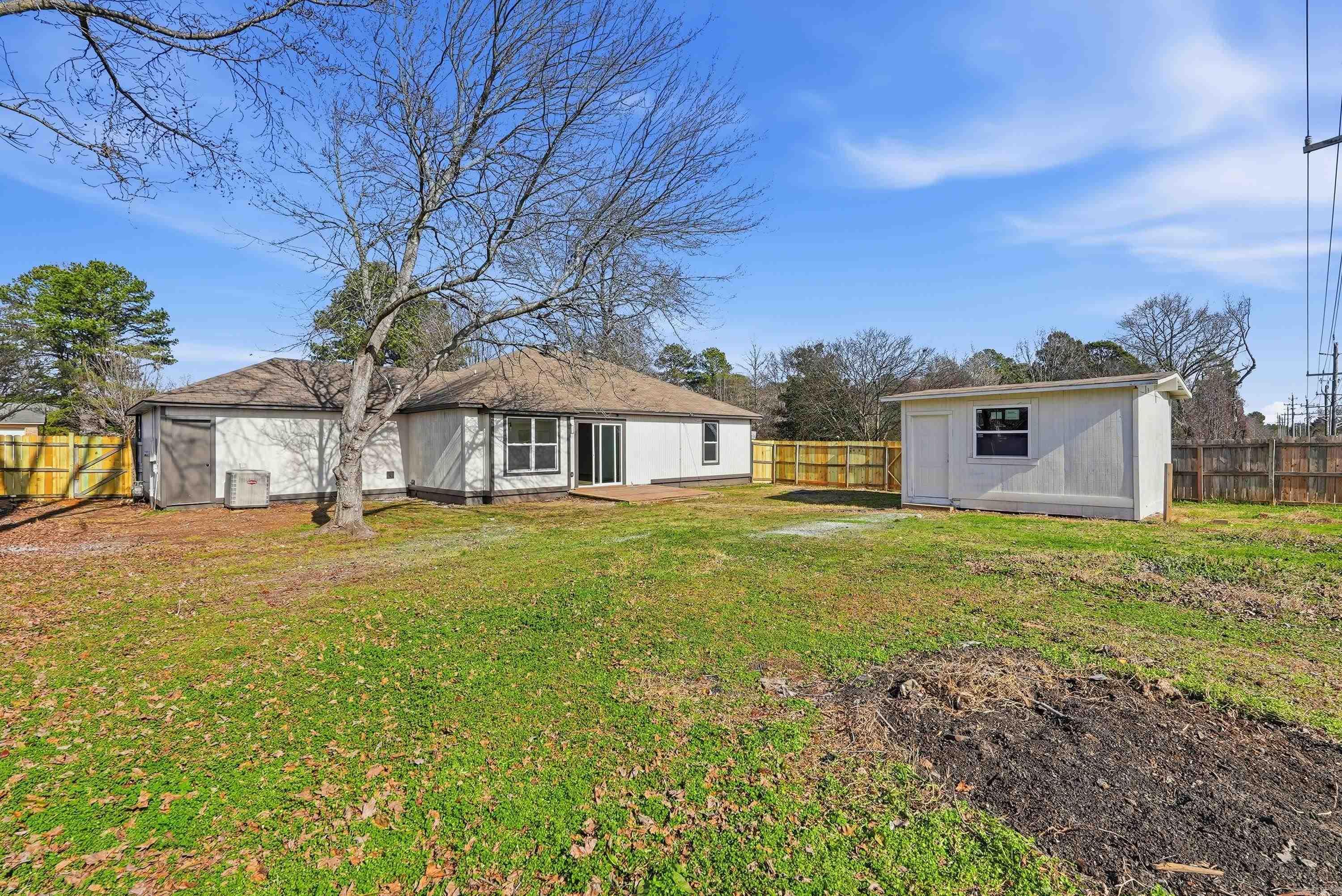 BRYANT MEADOWS - Residential