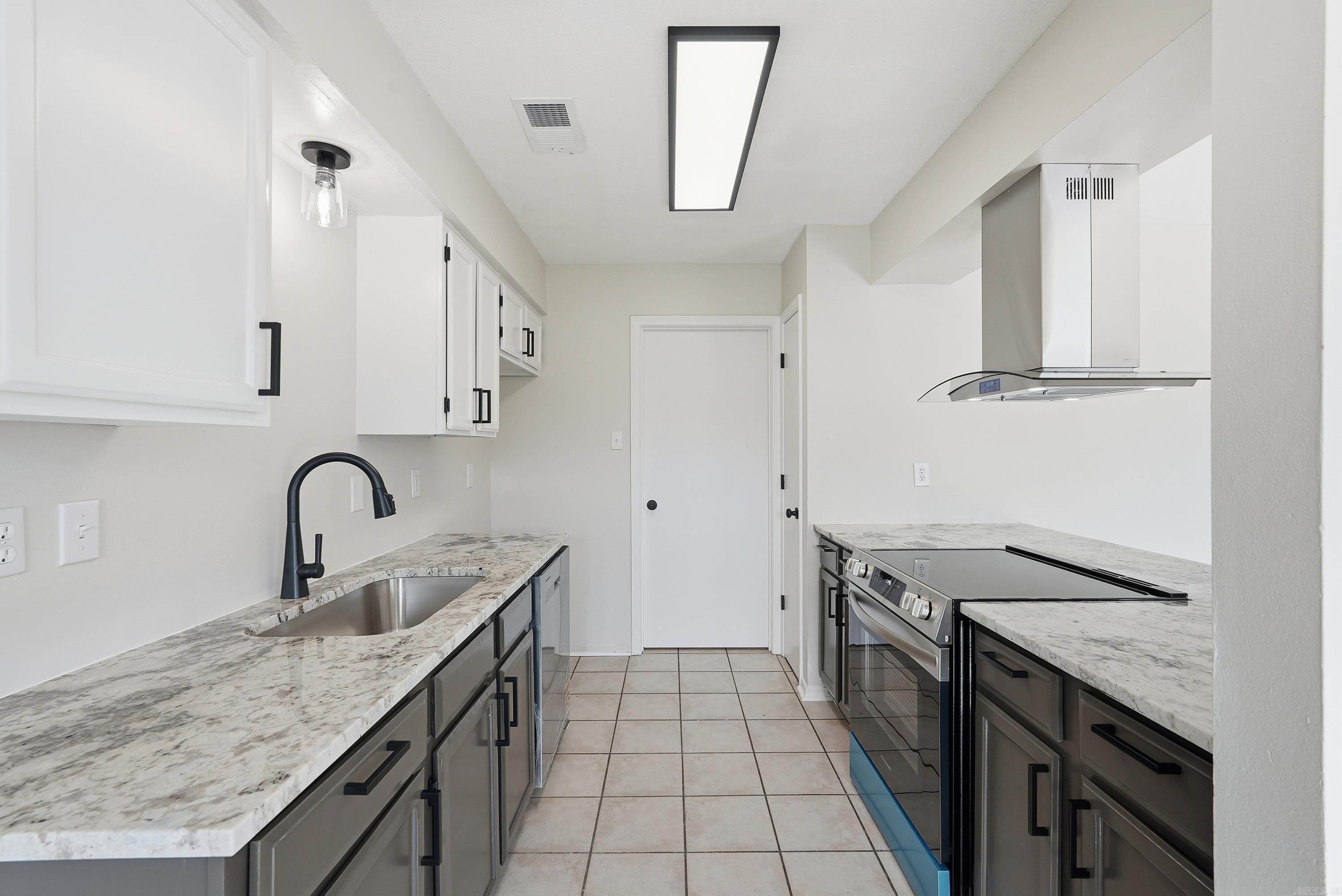 BRYANT MEADOWS - Residential