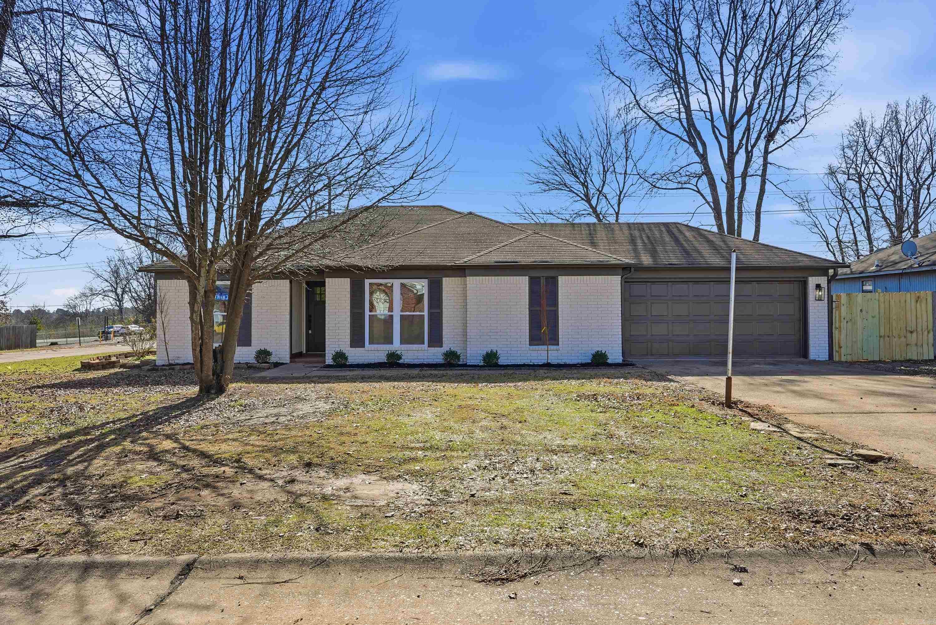 BRYANT MEADOWS - Residential