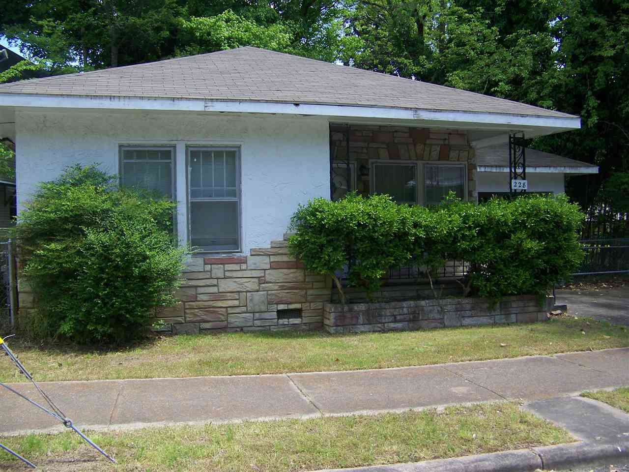 HSR BLK - Residential Income