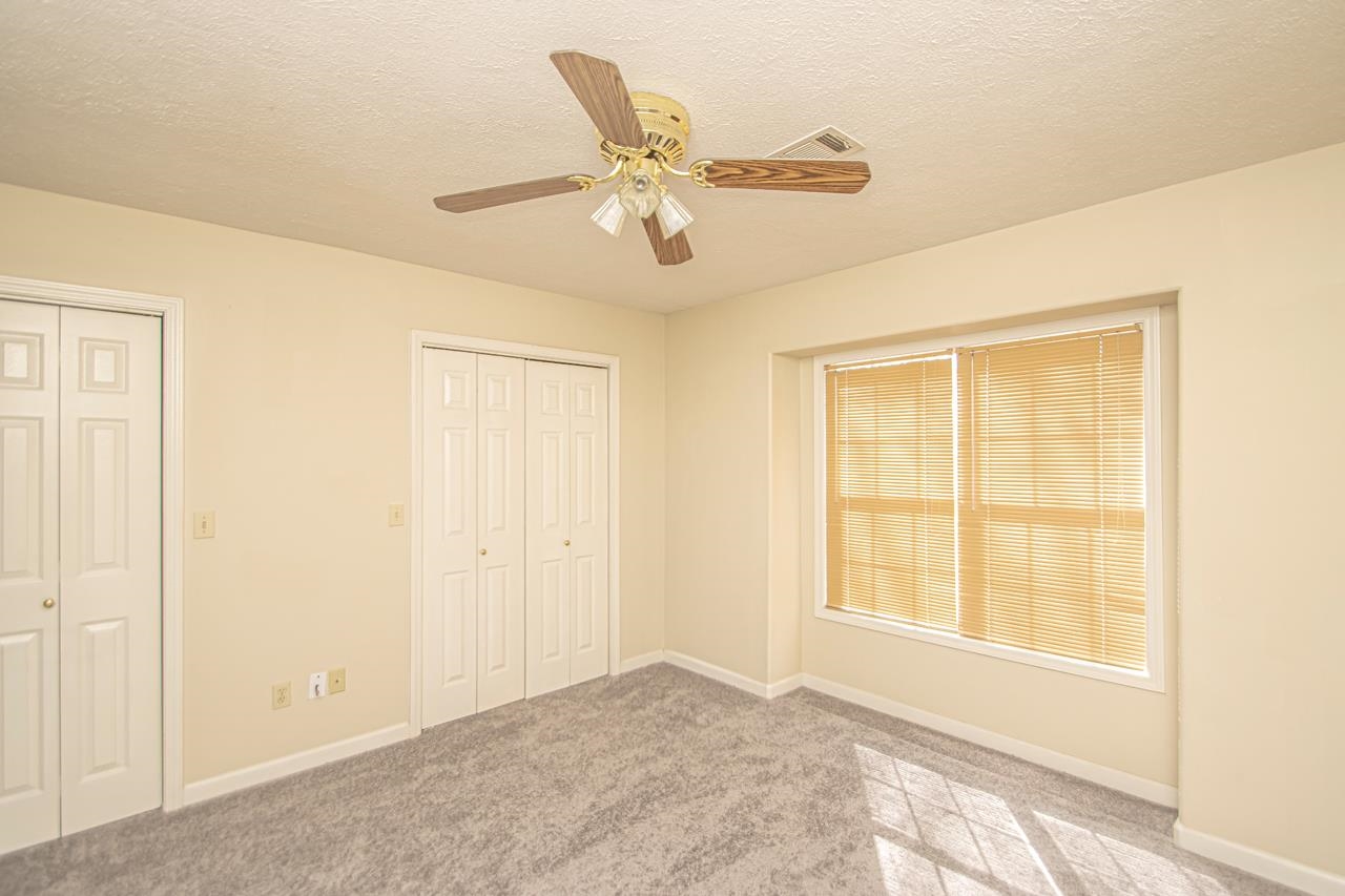 Fox Run I - Residential