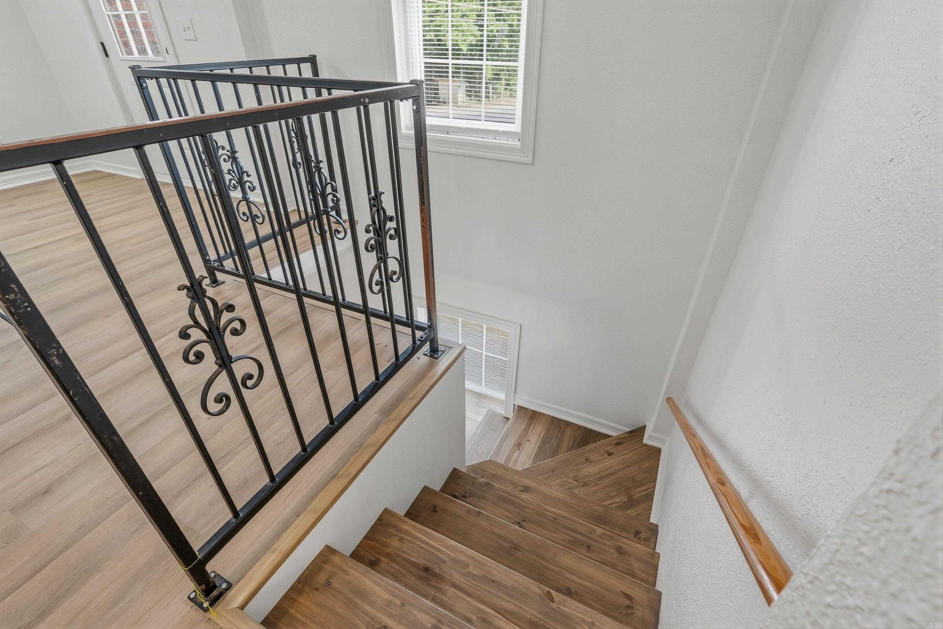 Metes & Bounds - Residential Income
