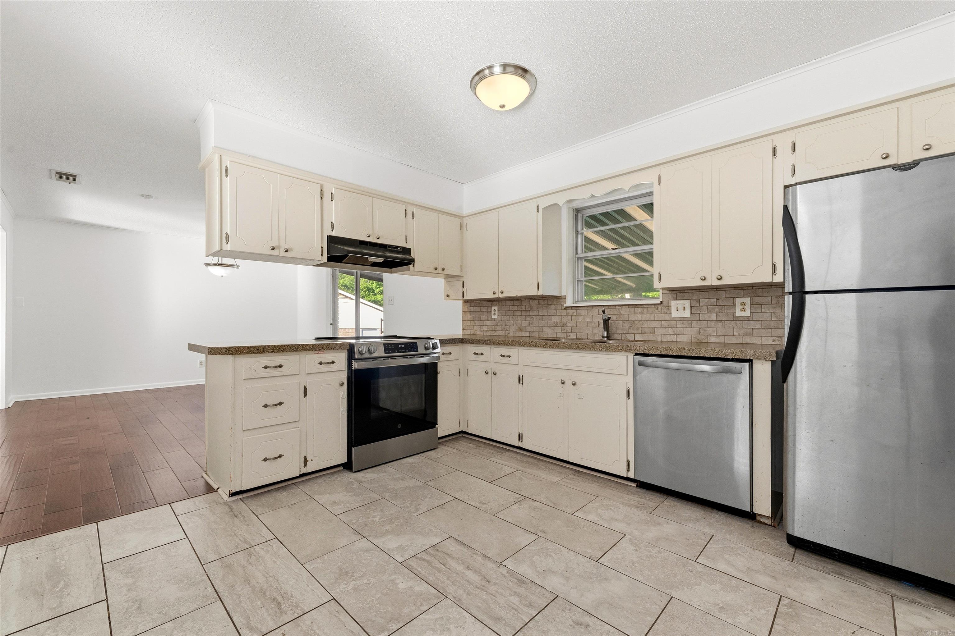 NORTH GATE - Residential