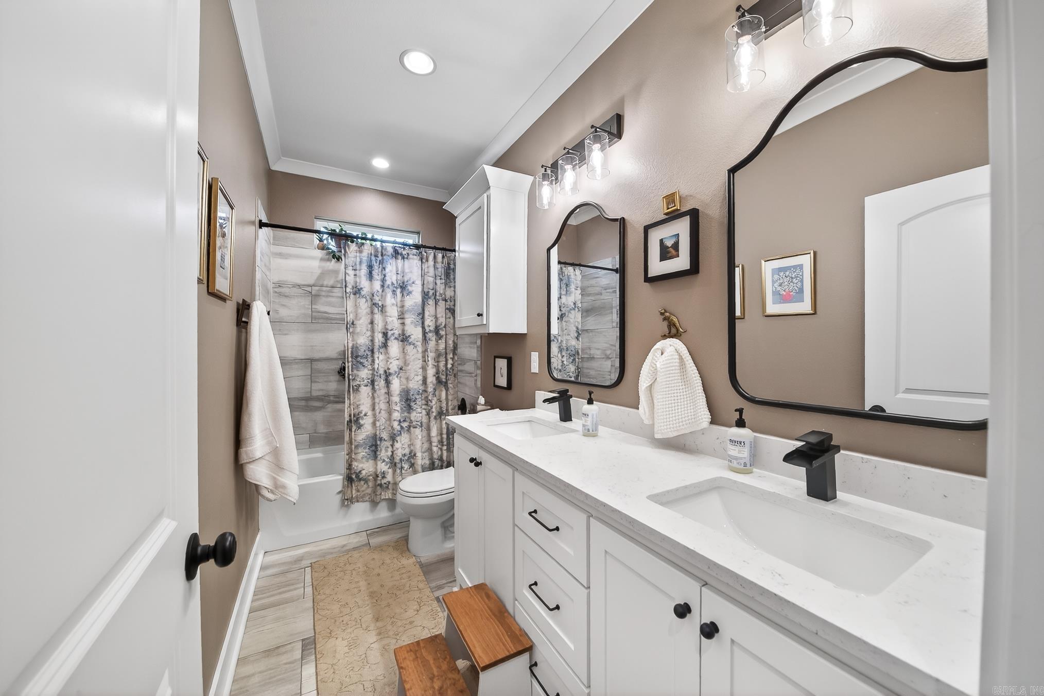 DENALI HEIGHTS - Residential