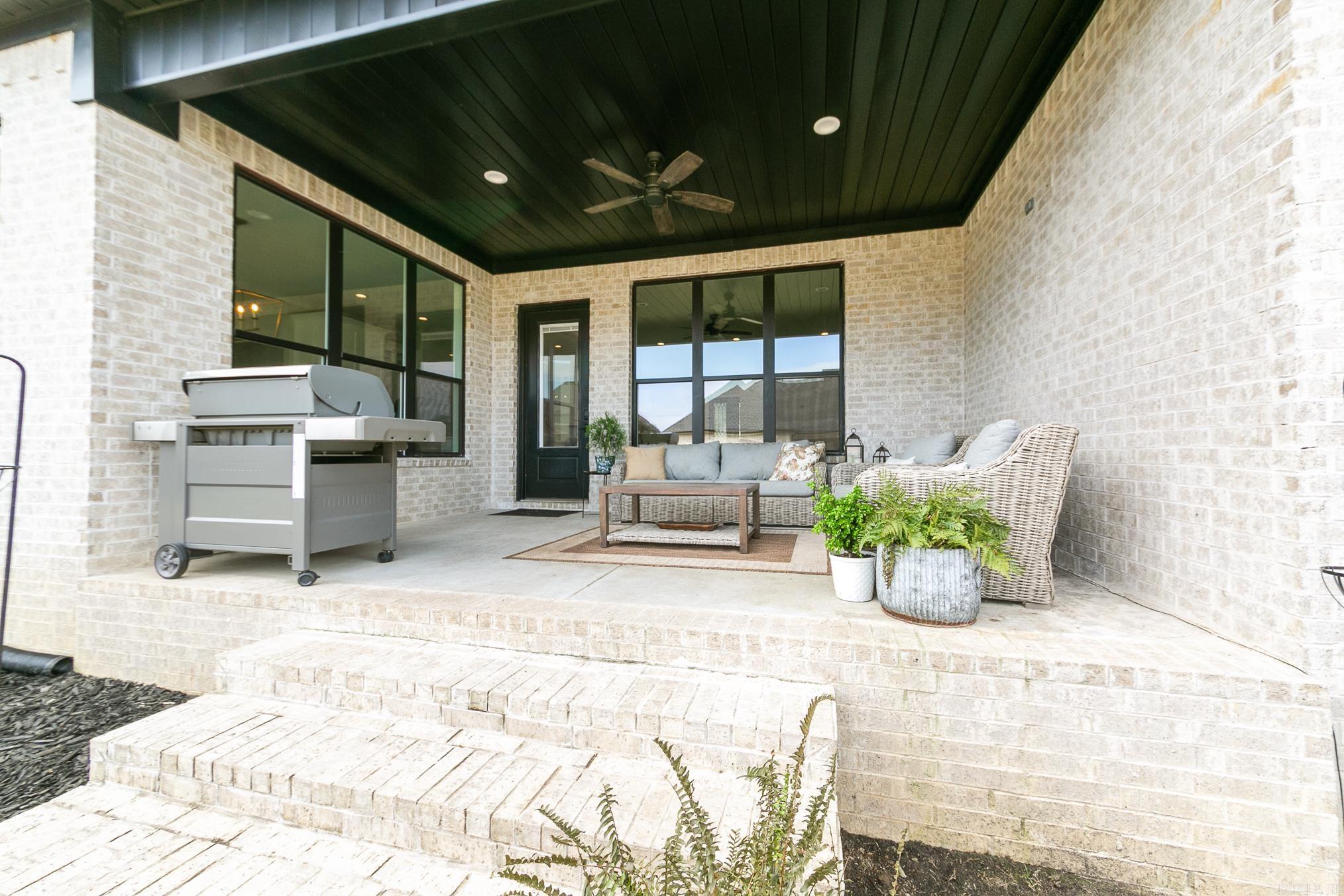 DENALI HEIGHTS - Residential