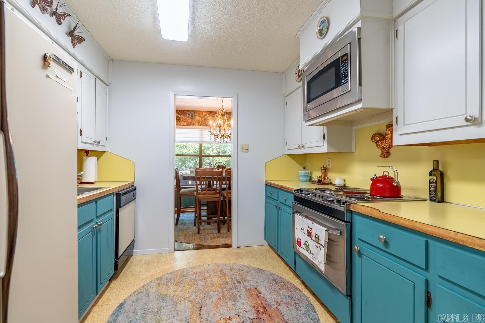 RANDOM OAKS VLY TO COOK MTN VG - Residential