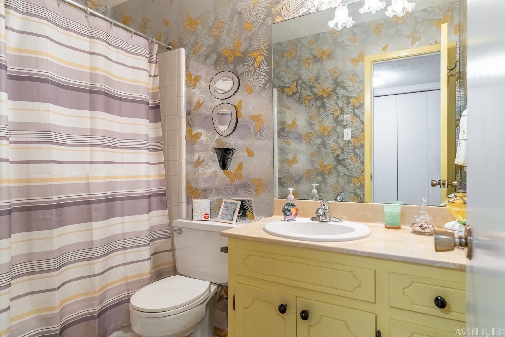 RANDOM OAKS VLY TO COOK MTN VG - Residential