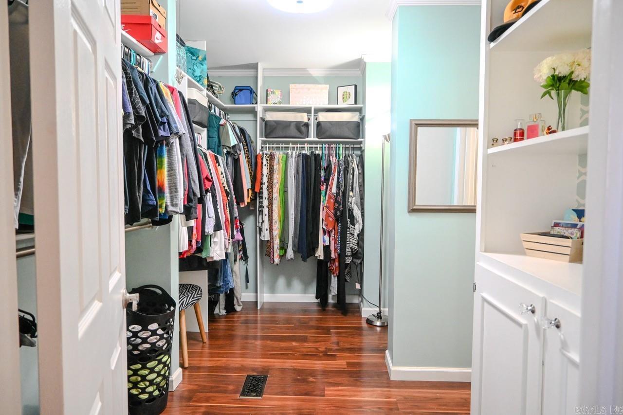 WALTON HEIGHTS - Residential