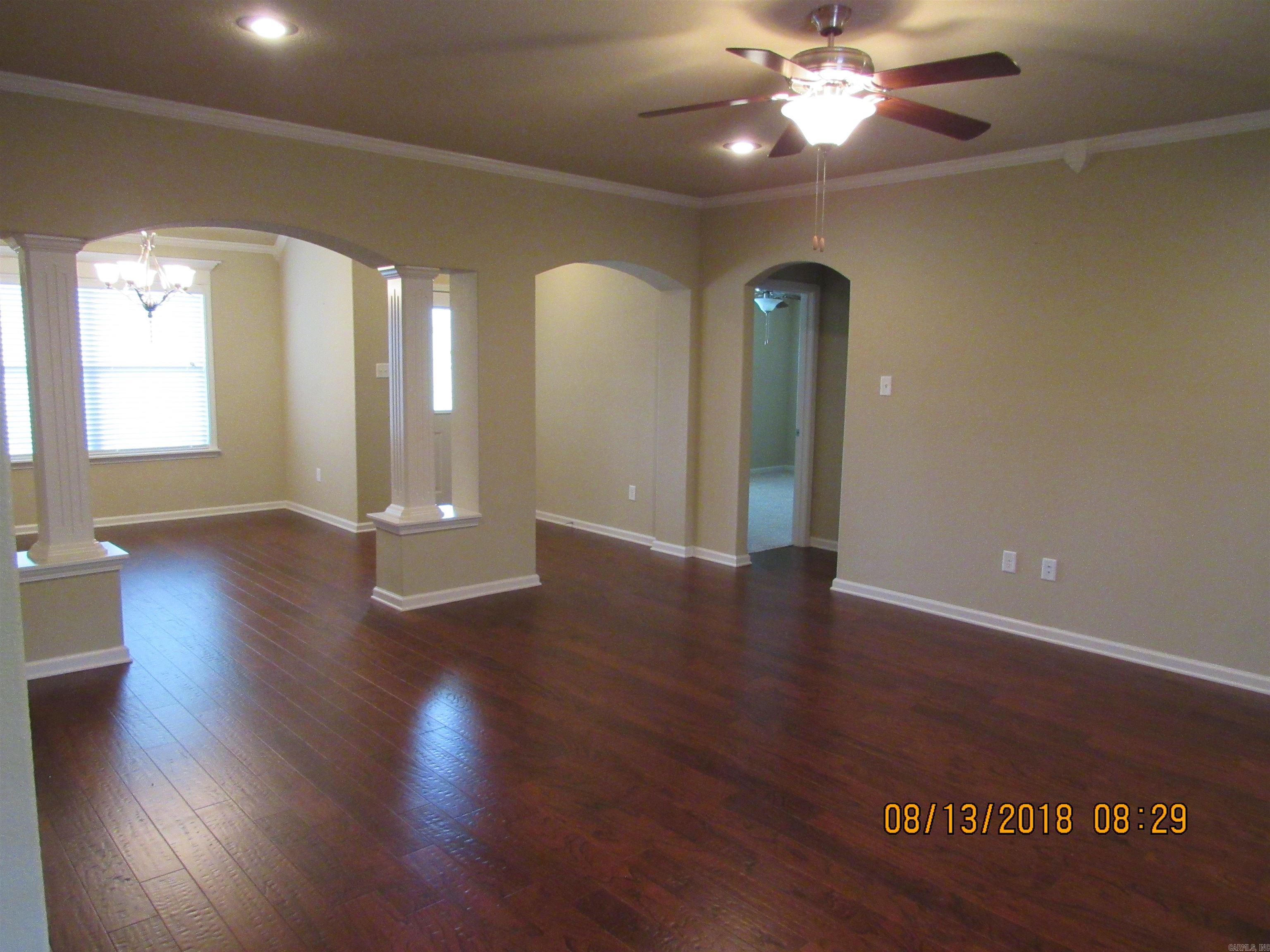 NORTH HILLS ESTATES - Residential Lease