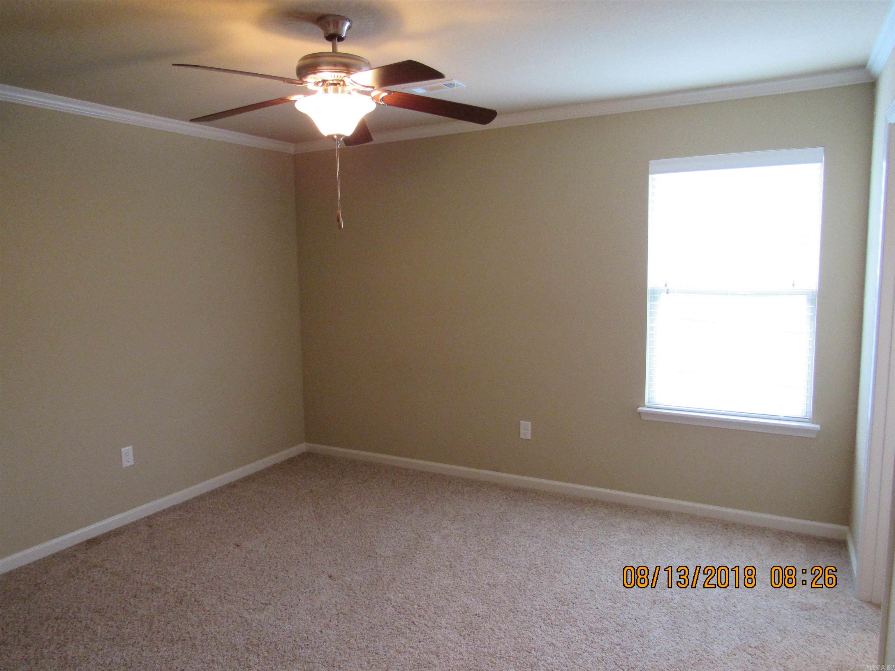 NORTH HILLS ESTATES - Residential Lease