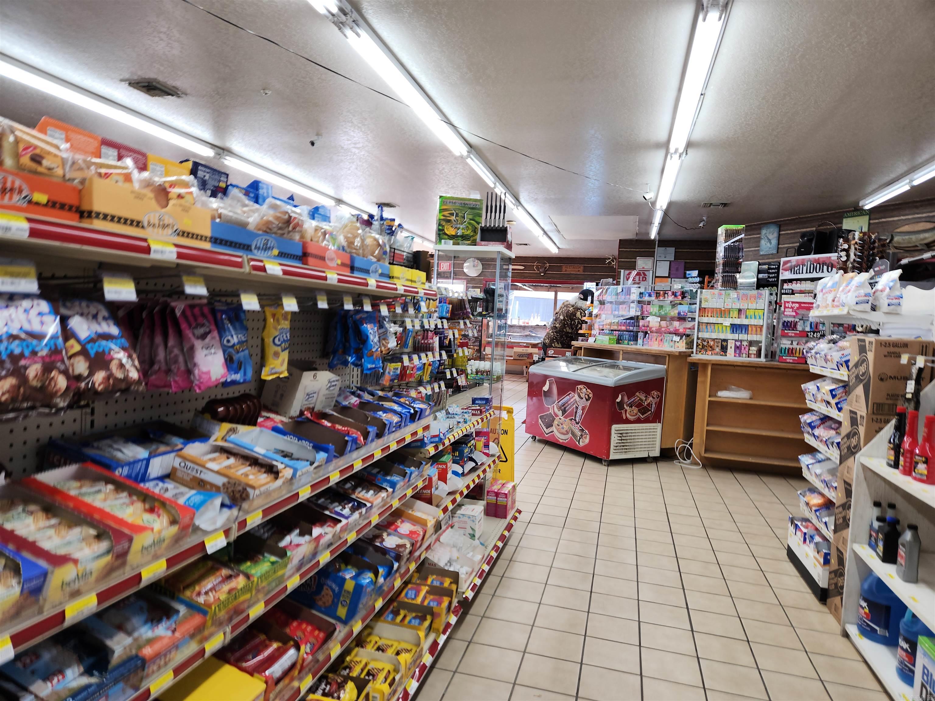 13-2-31 - Commercial Sale