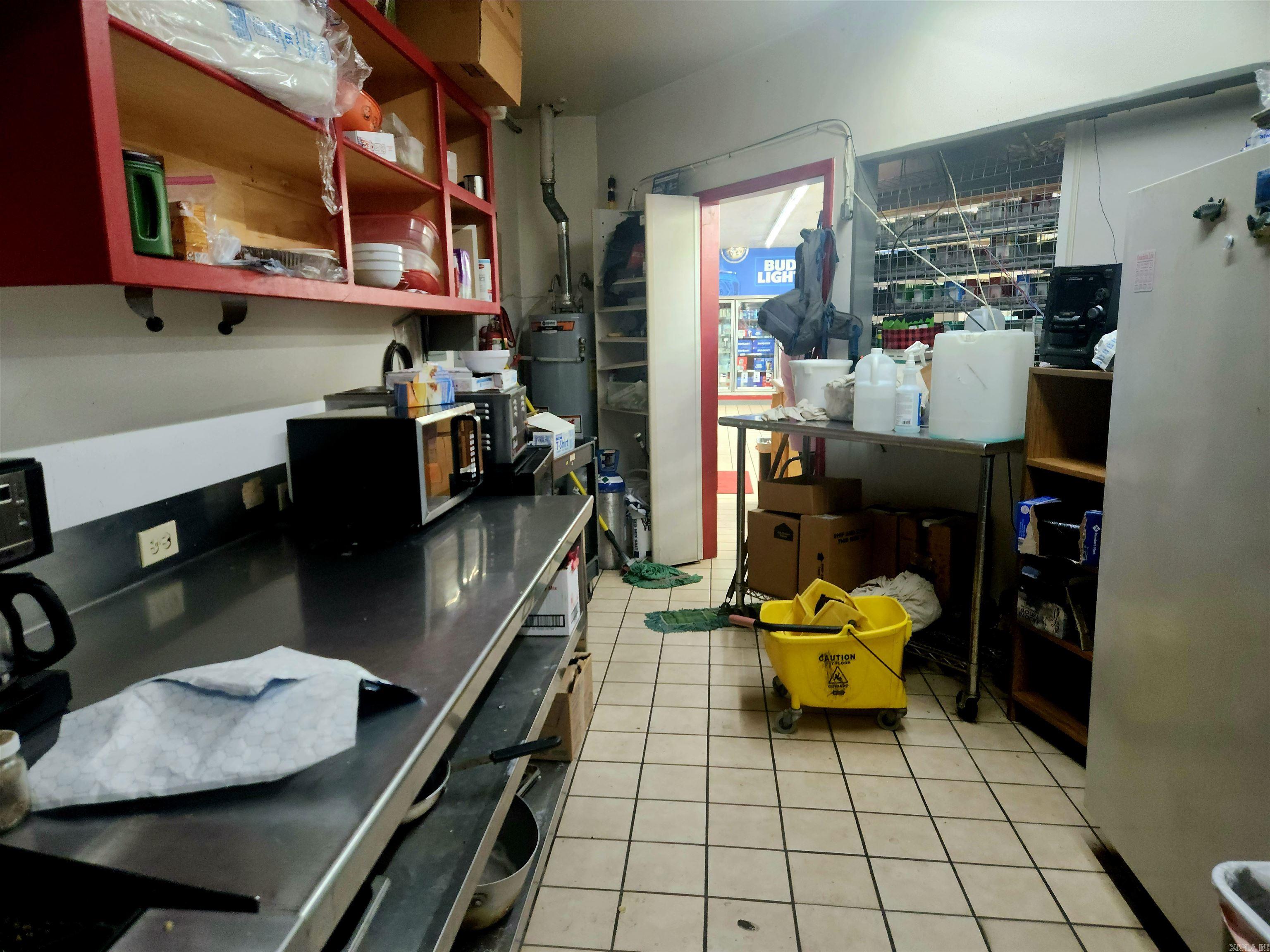 13-2-31 - Commercial Sale