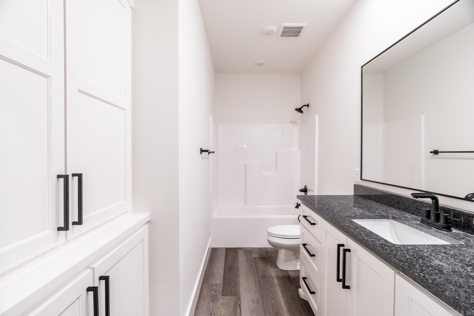 REPUBLICAN VALLEY ESTATES - Residential