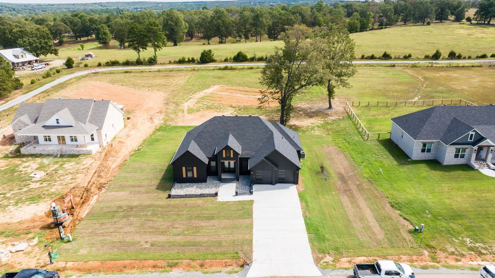 REPUBLICAN VALLEY ESTATES - Residential