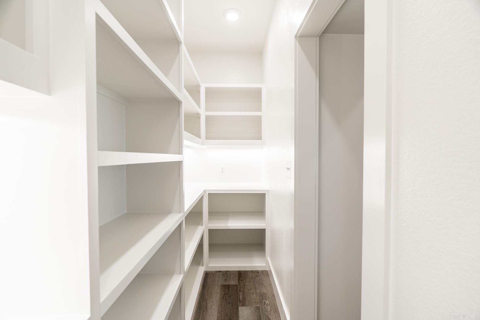 REPUBLICAN VALLEY ESTATES - Residential