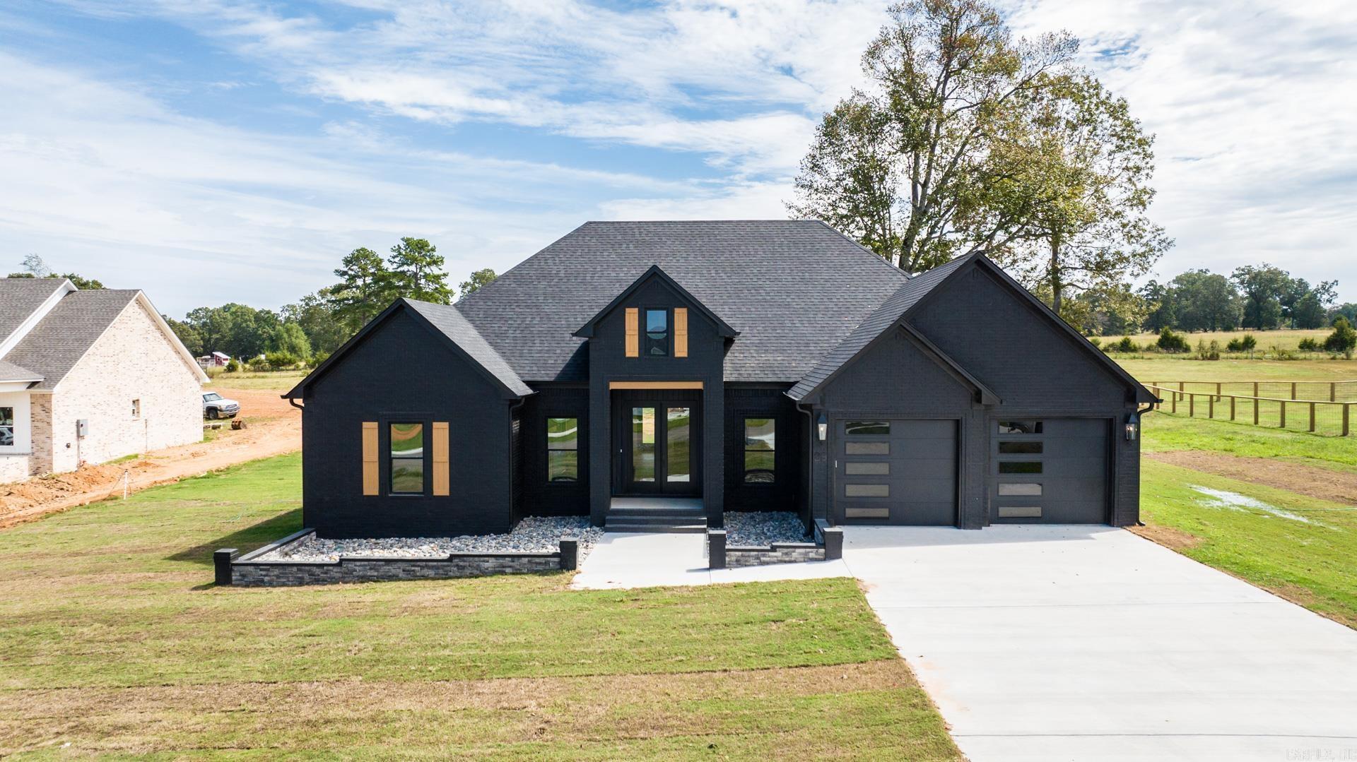 REPUBLICAN VALLEY ESTATES - Residential