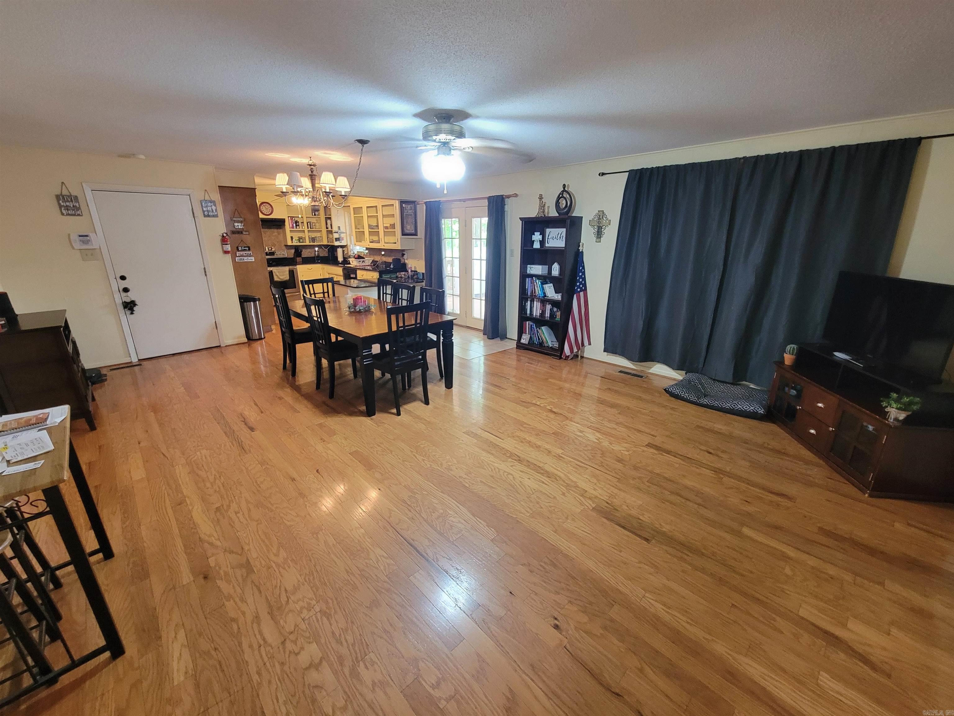 CLOVERDALE ADD (SEARCY) - Residential