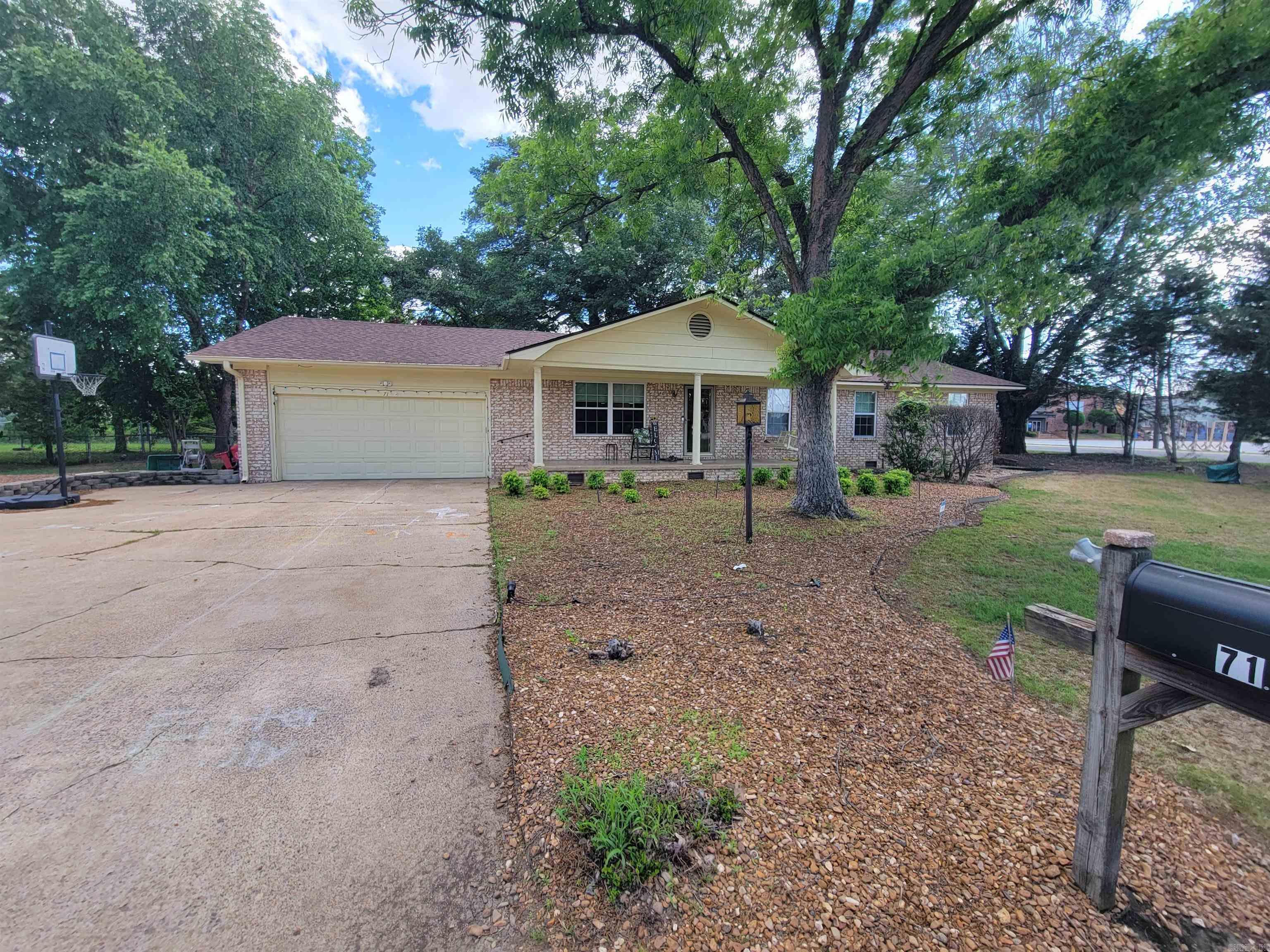 CLOVERDALE ADD (SEARCY) - Residential