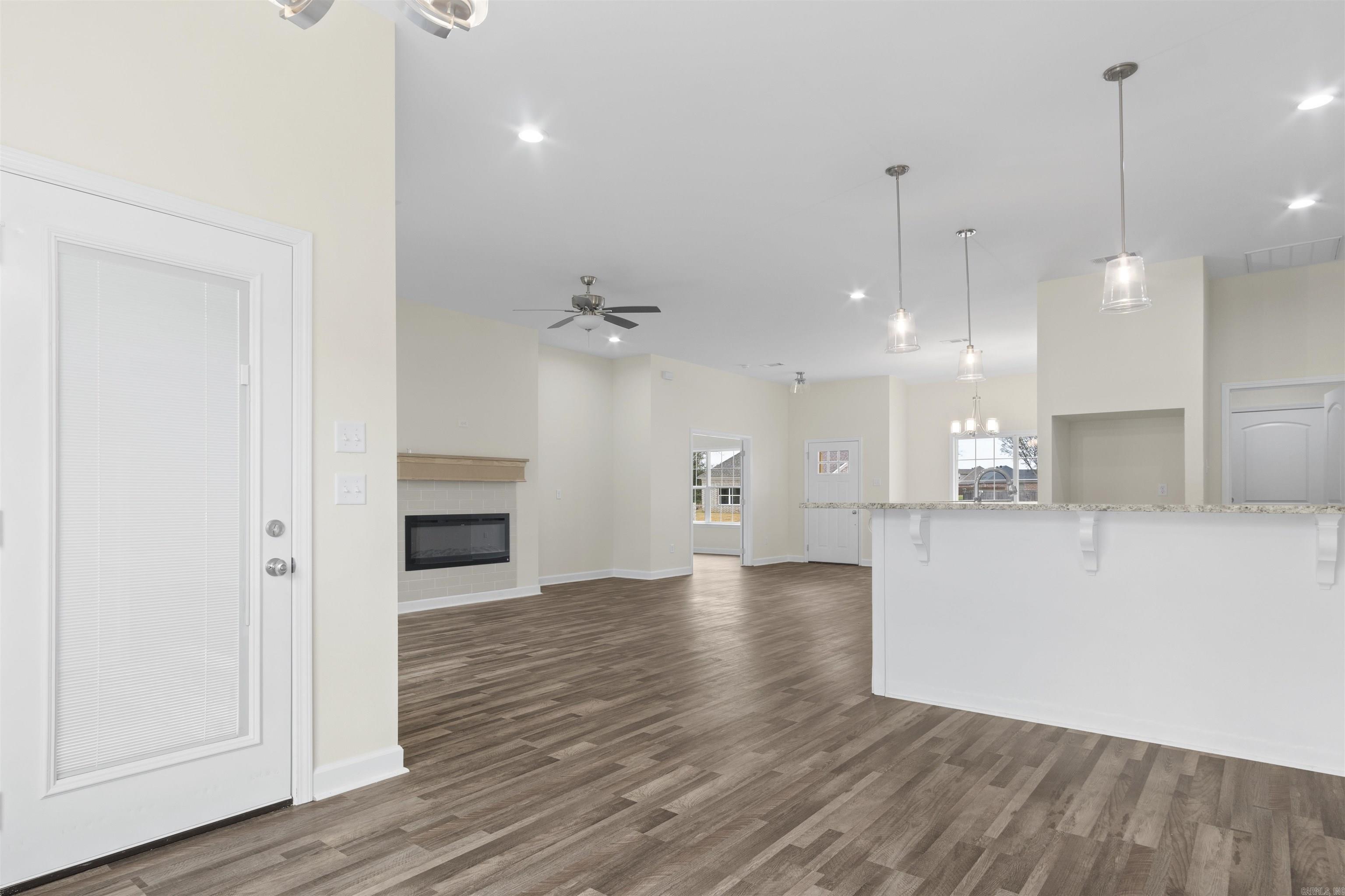 THE RIVER PLANTATION PH-VII, FIN - Residential