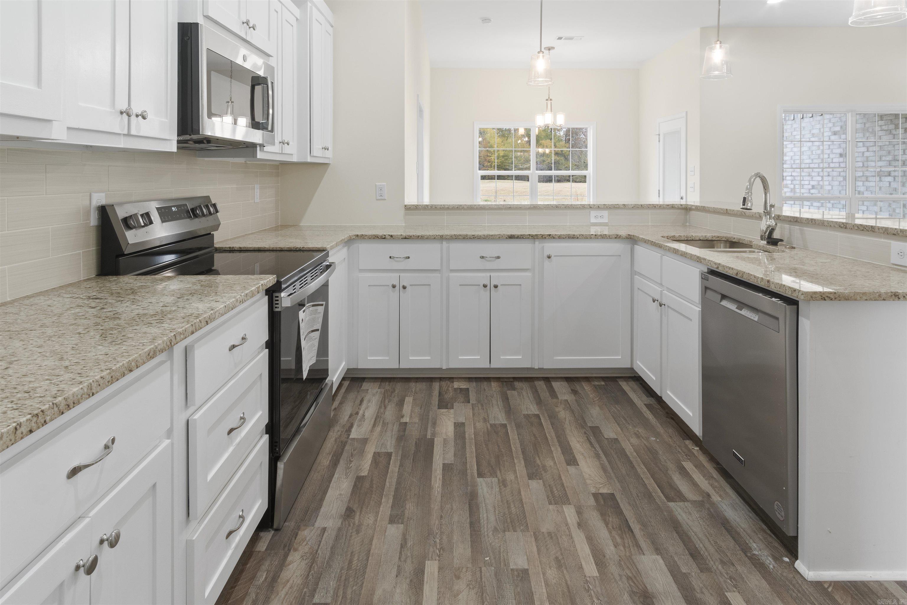 THE RIVER PLANTATION PH-VII, FIN - Residential